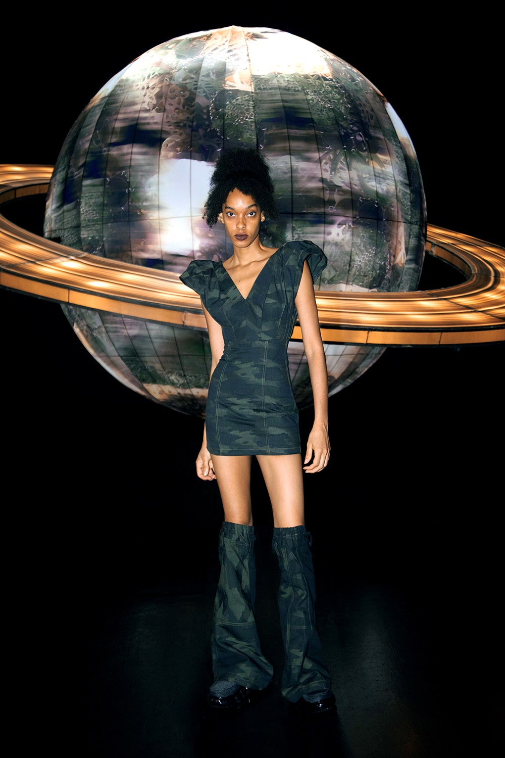 Yueqi Qi Shanghai S/S 23 Look 40