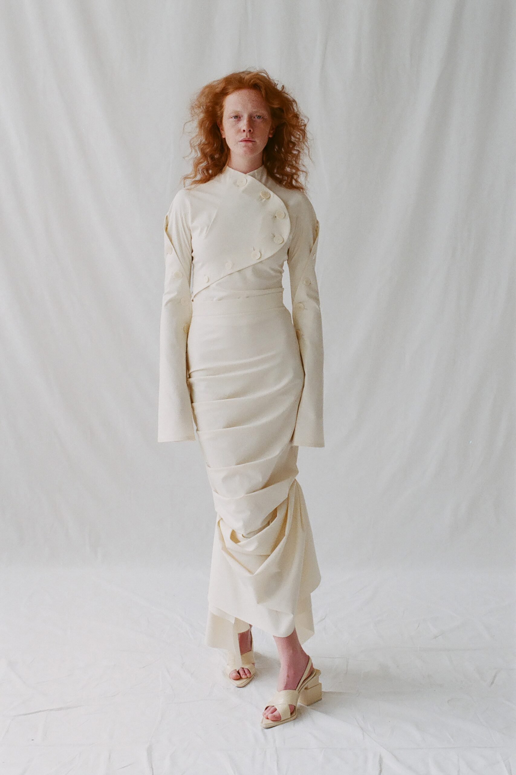 A.W.A.K.E. MODE Resort 19 Look 532