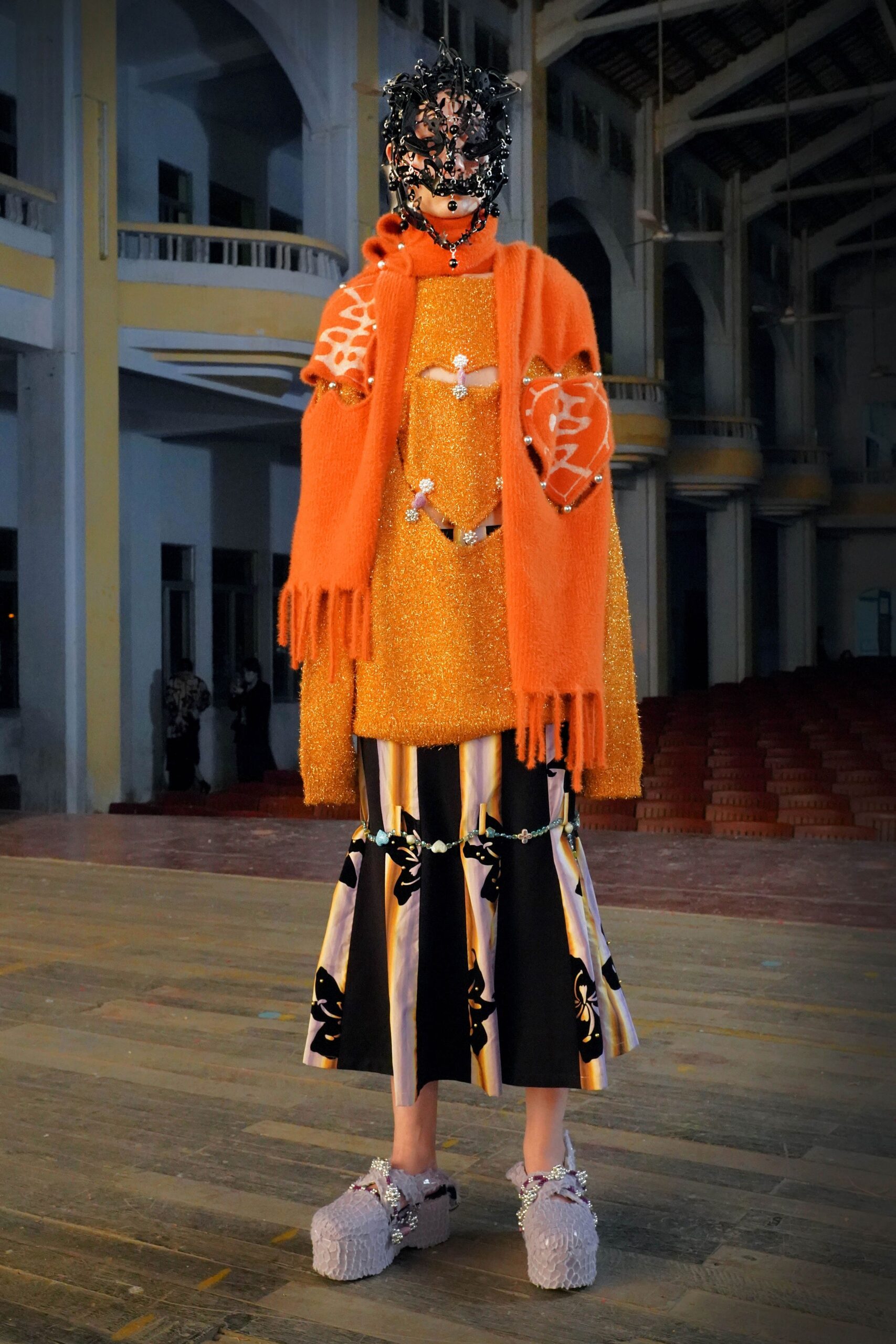 Yueqi Qi Shanghai F/W 22 Look 41