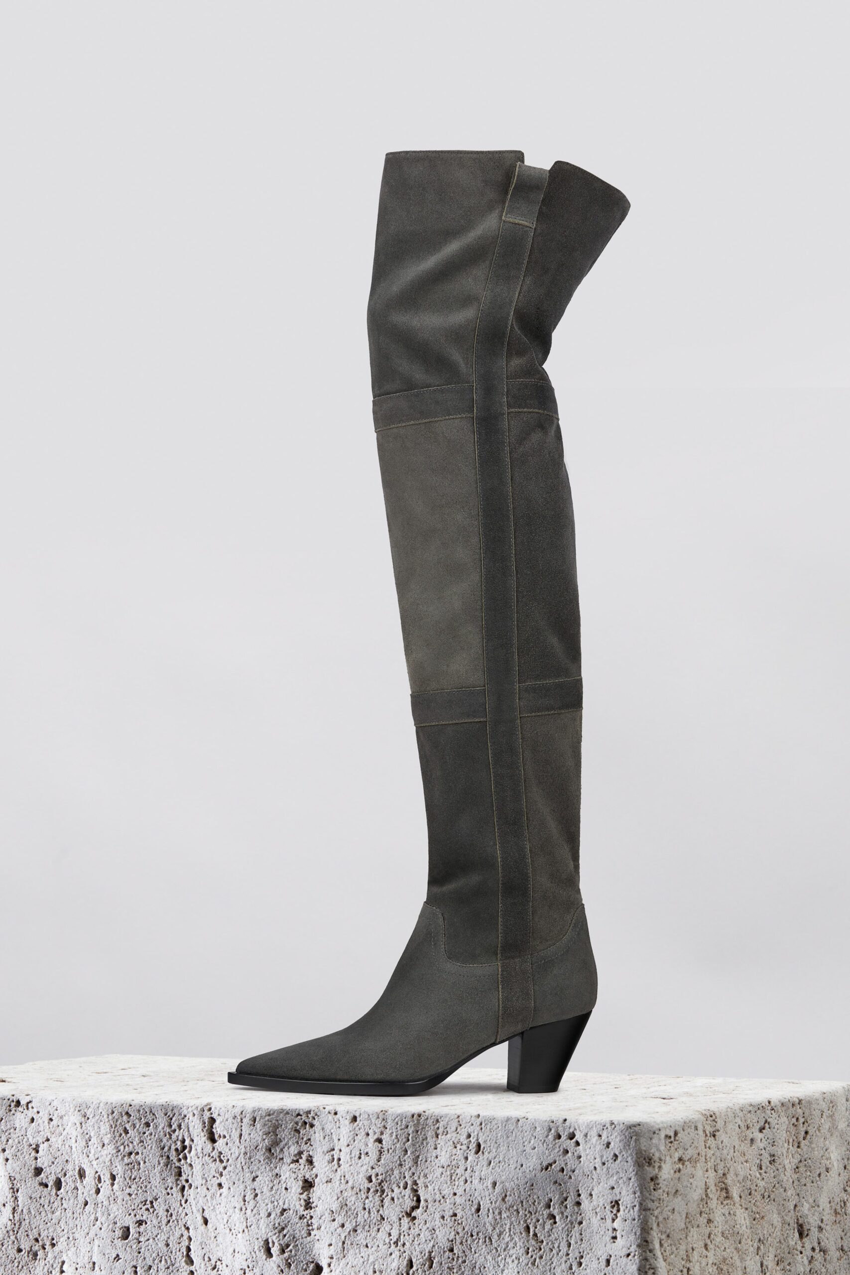 AGL F/W 21 Look 607