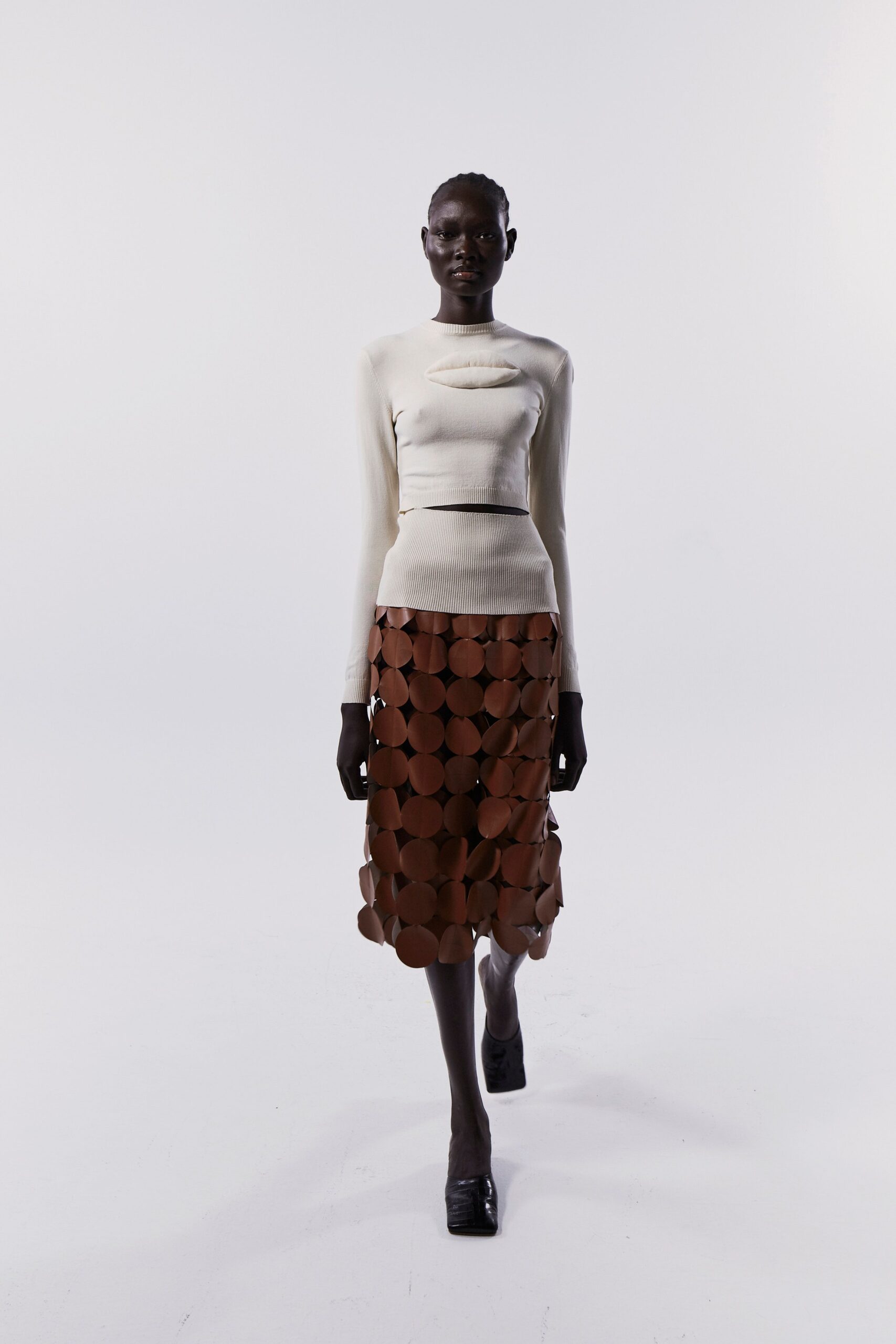 A.W.A.K.E. MODE S/S 24 Look 631