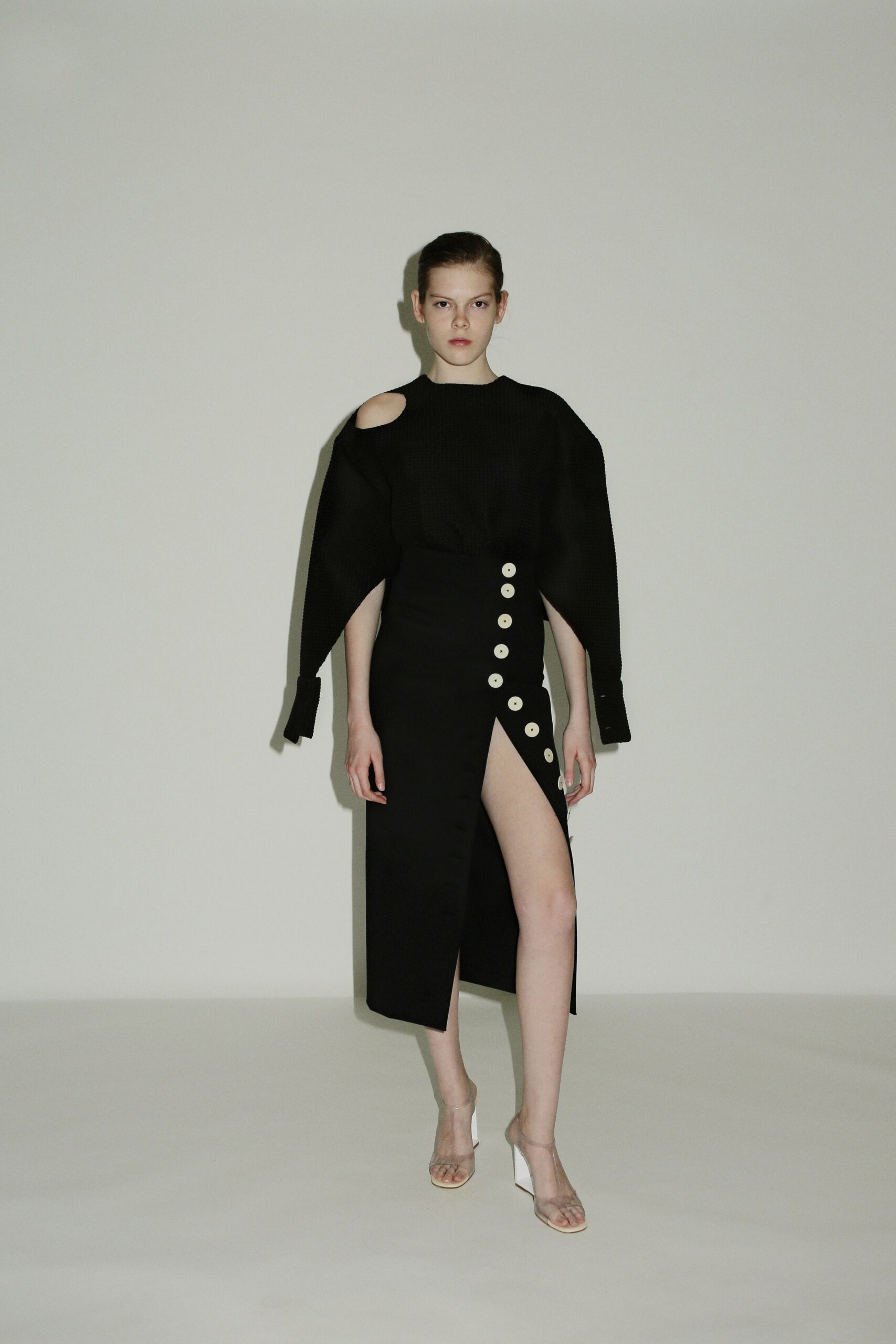 A.W.A.K.E. MODE F/W 19 Look 507