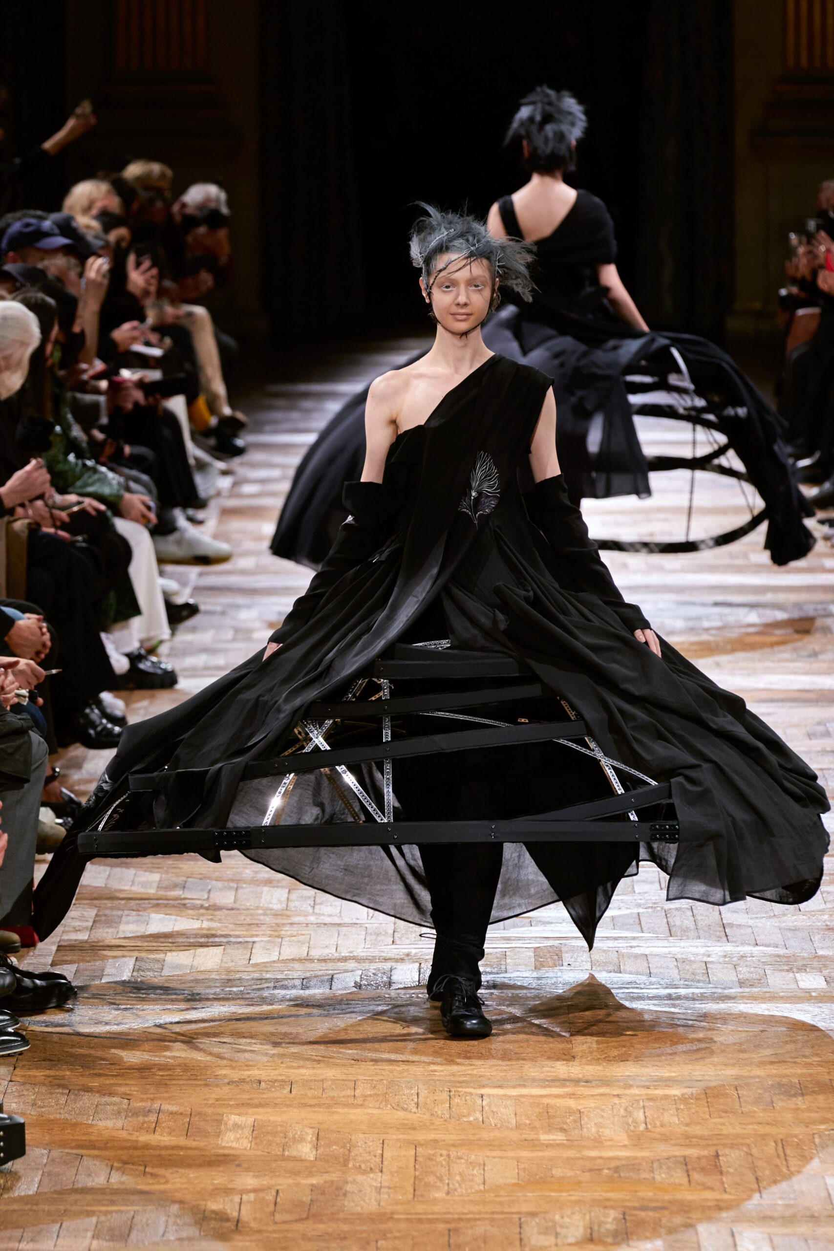 Yohji Yamamoto S/S 22 Look 42