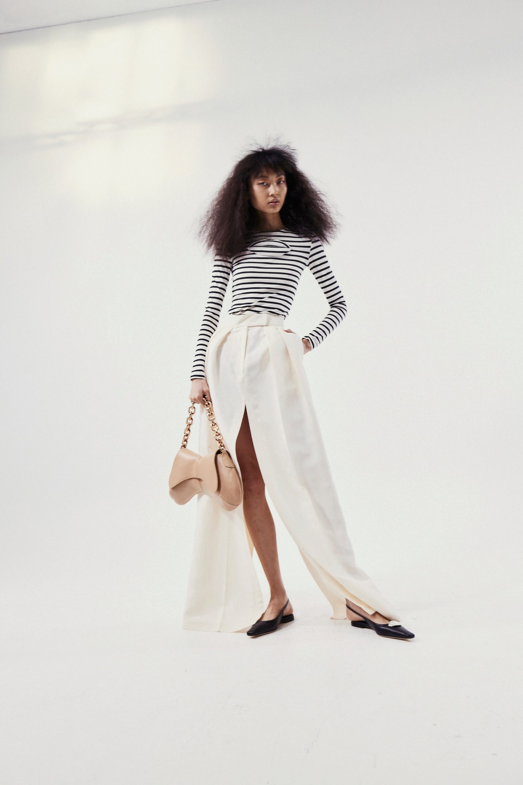 A.W.A.K.E. MODE S/S 24 Look 654