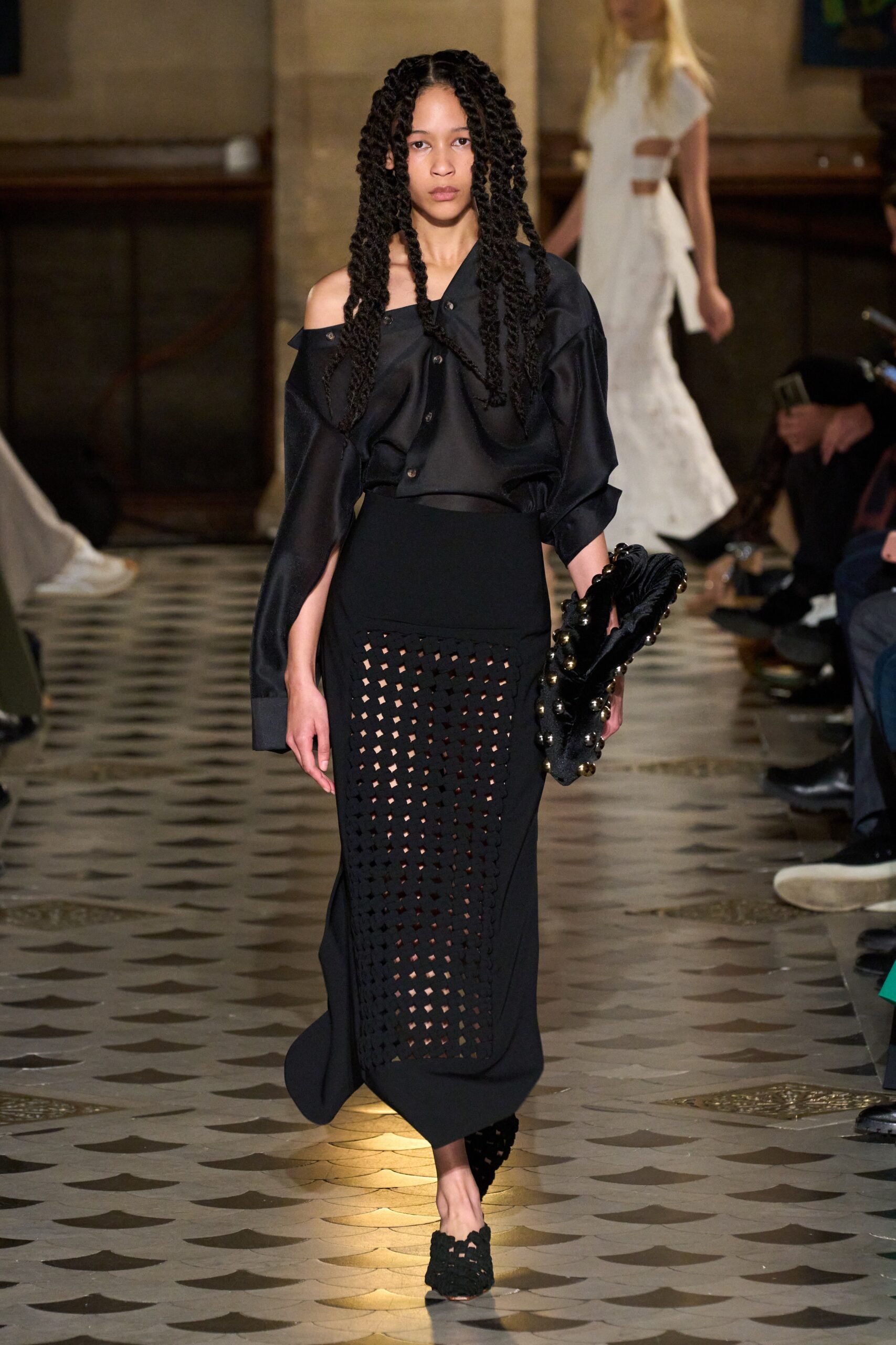 A.W.A.K.E. MODE S/S 23 Look 746