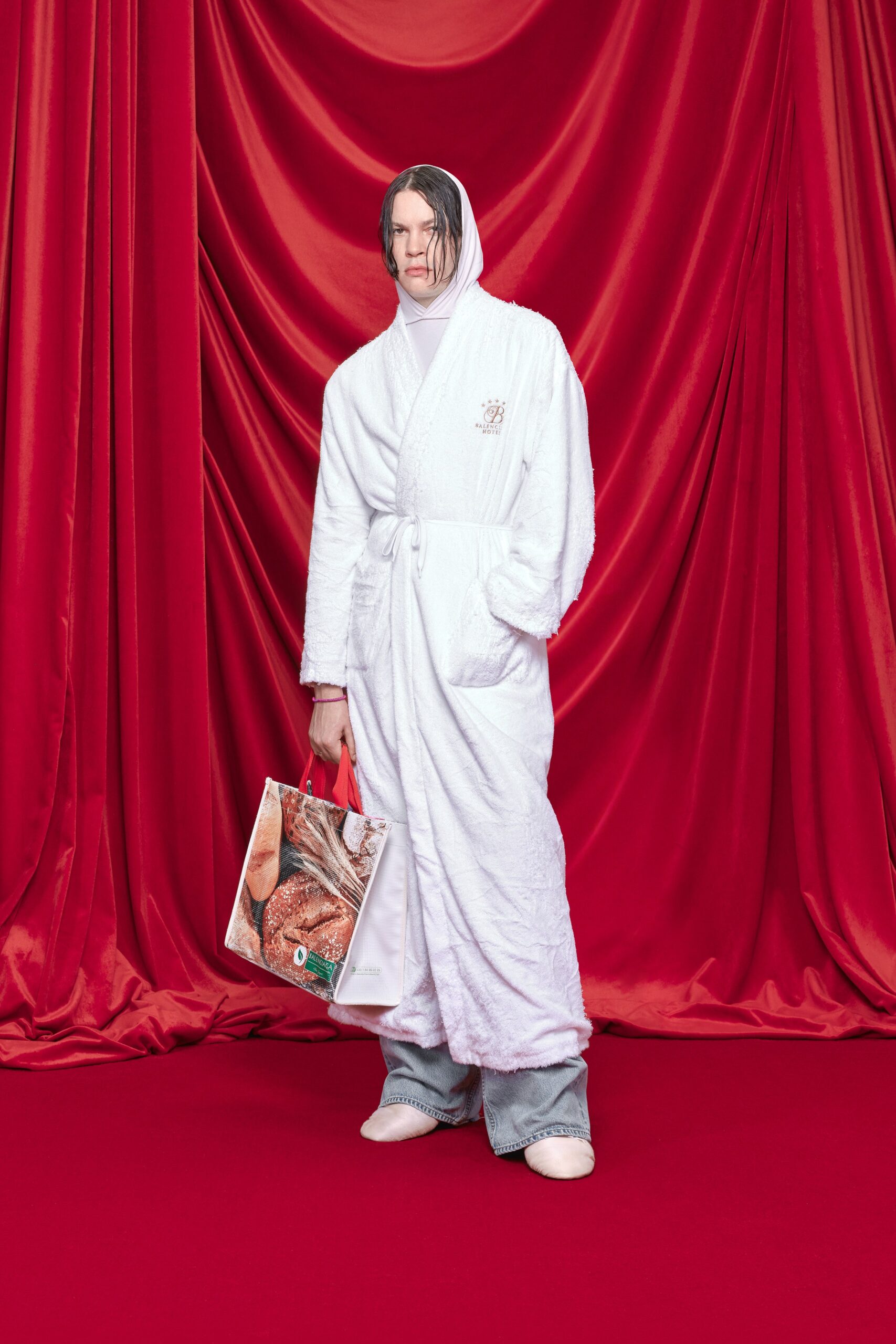 Balenciaga S/S 24 Look 419