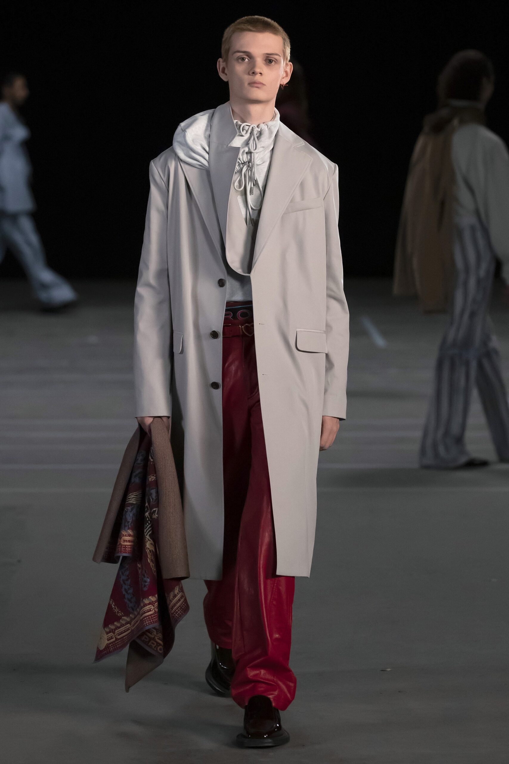 Y/Project F/W 21 Menswear Look 47