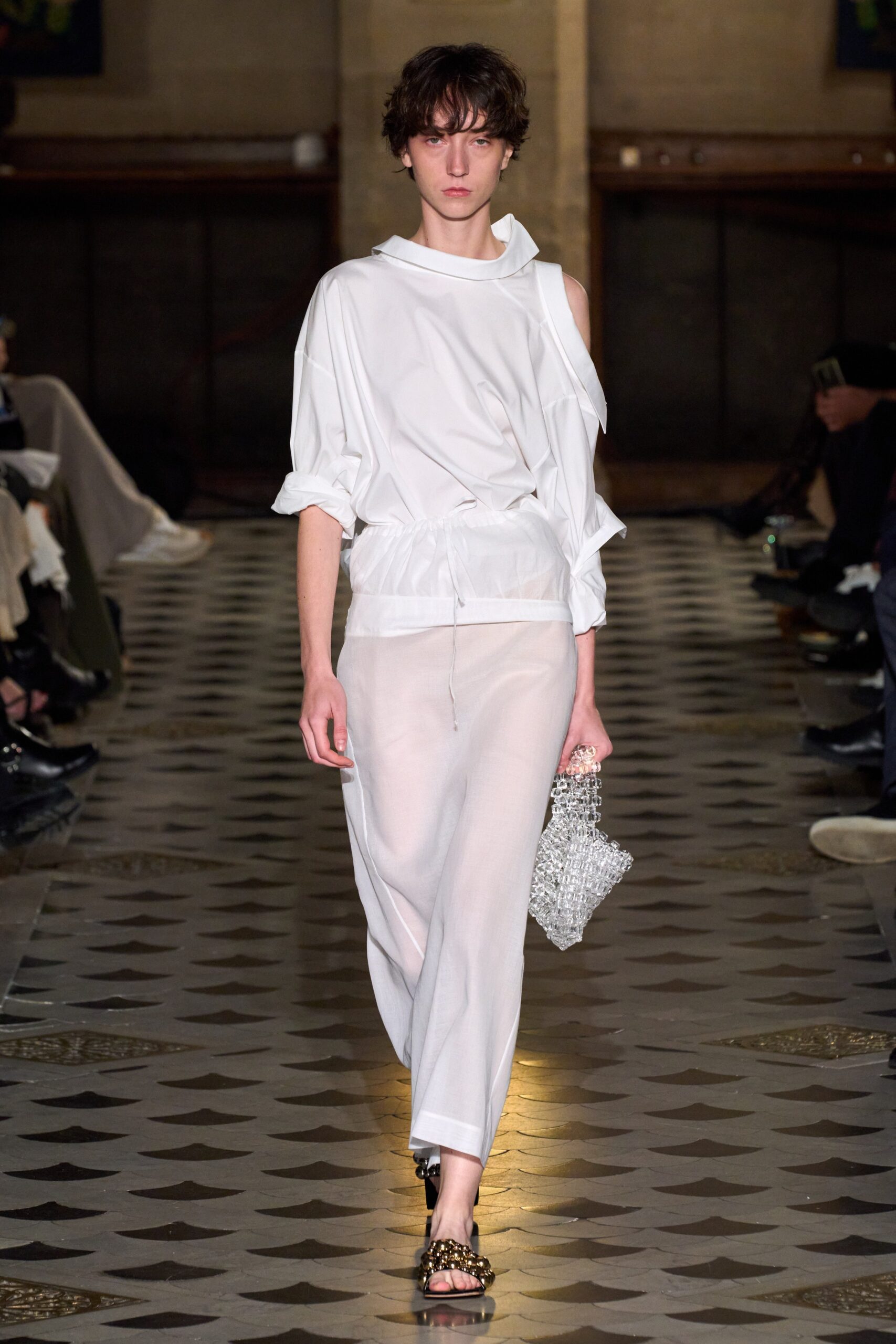 A.W.A.K.E. MODE S/S 23 Look 810