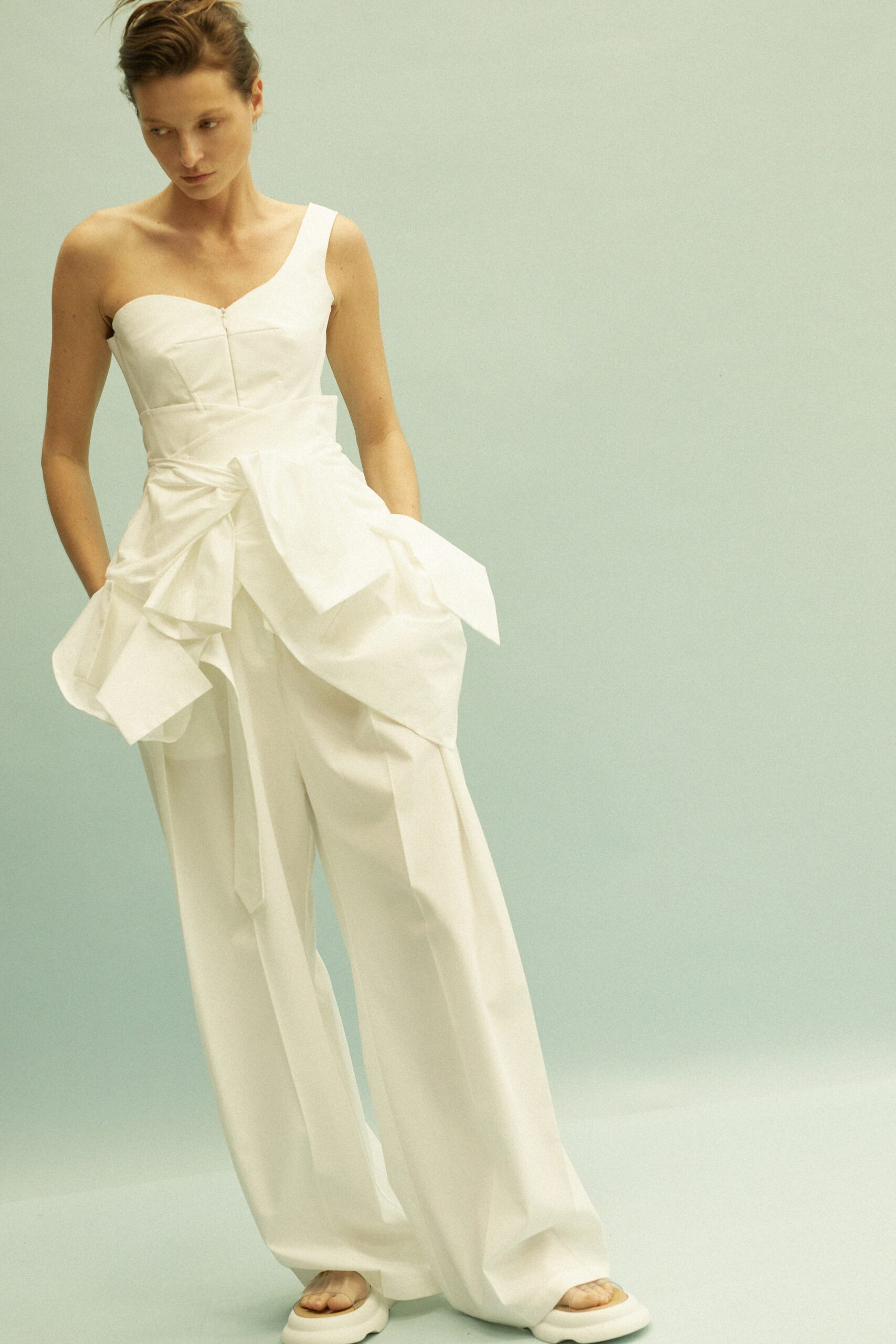 A.W.A.K.E. MODE S/S 22 Look 770