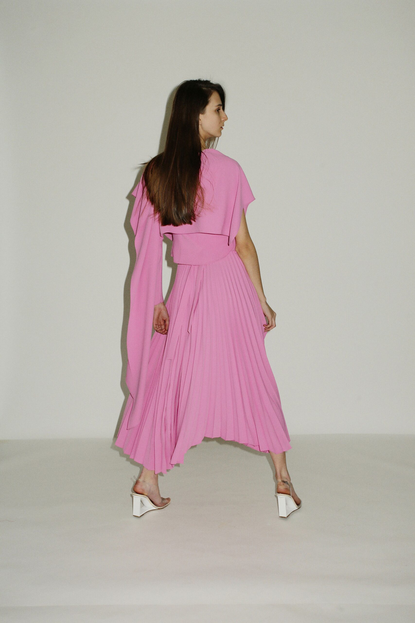 A.W.A.K.E. MODE F/W 19 Look 580