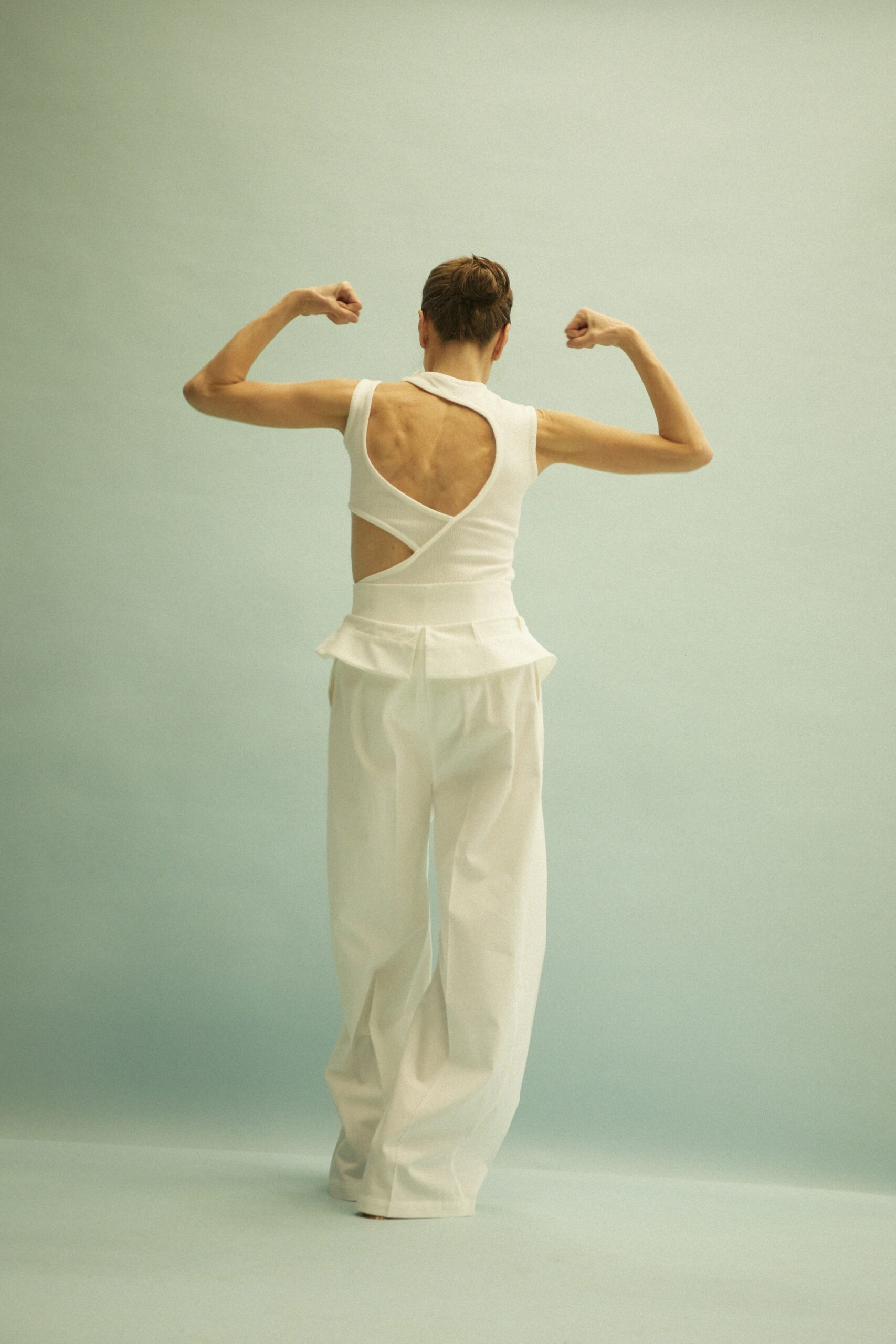 A.W.A.K.E. MODE S/S 22 Look 778