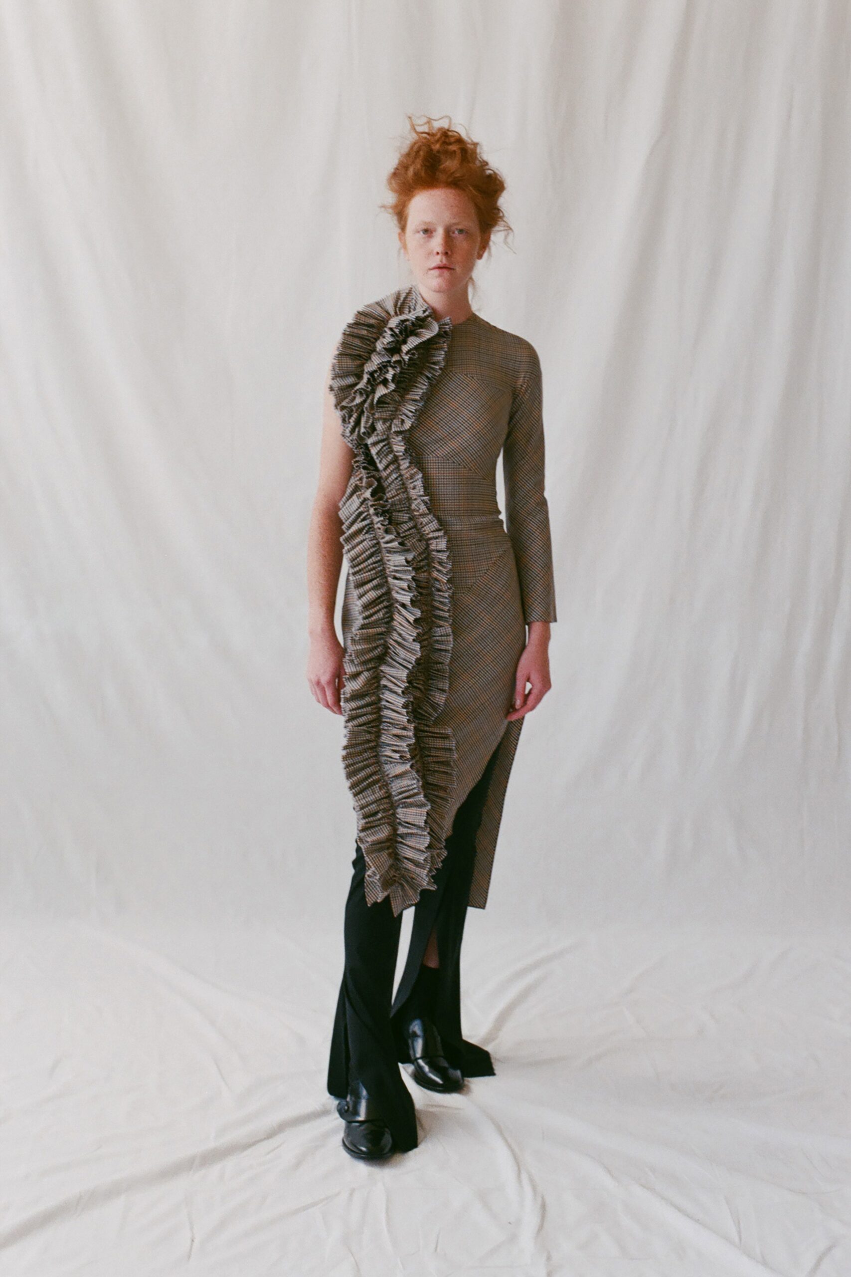 A.W.A.K.E. MODE Resort 19 Look 667