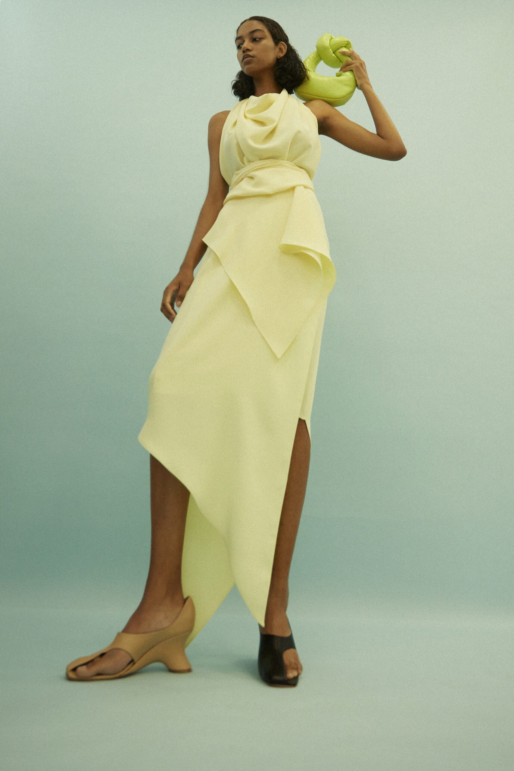 A.W.A.K.E. MODE S/S 22 Look 803
