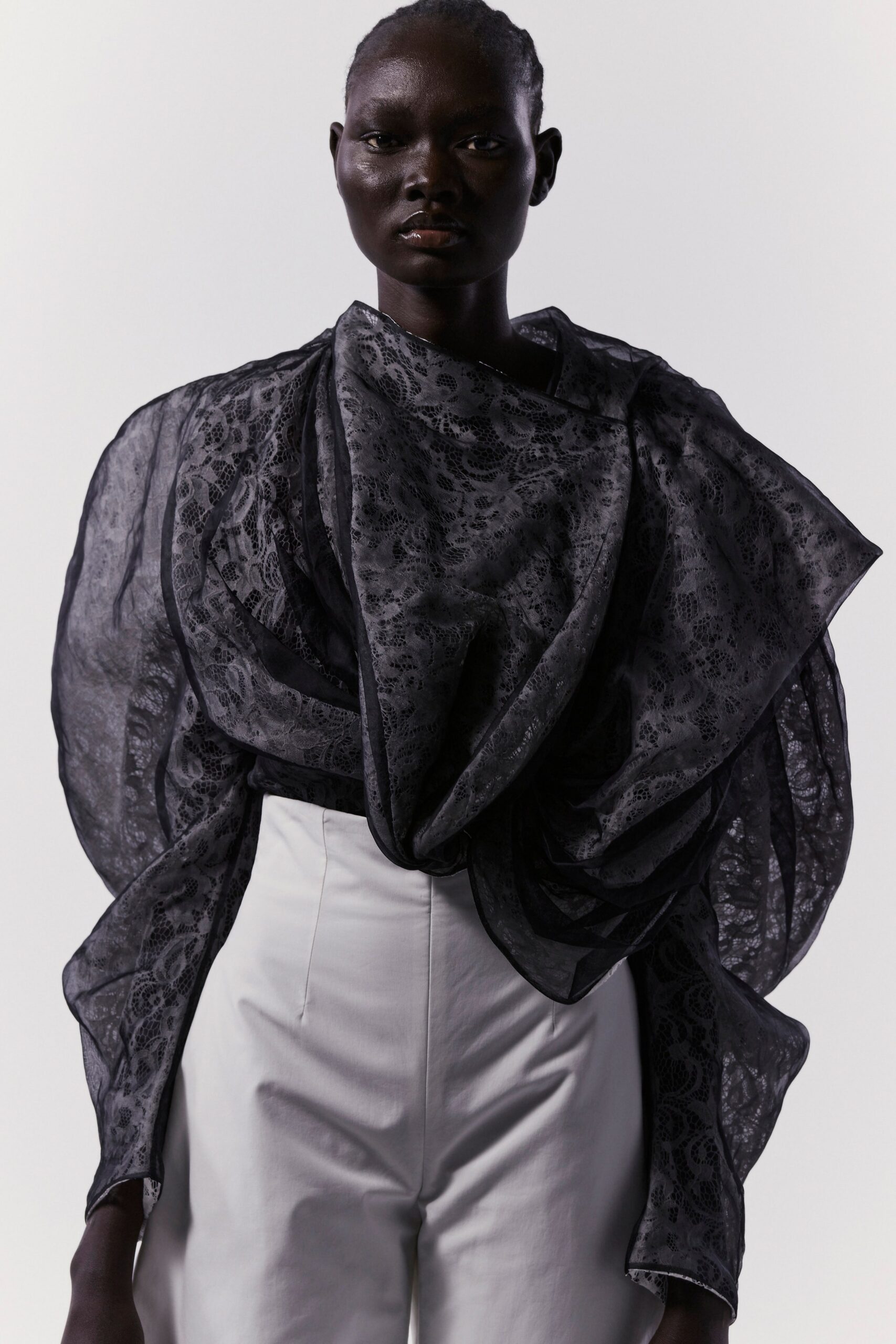 A.W.A.K.E. MODE S/S 24 Look 731