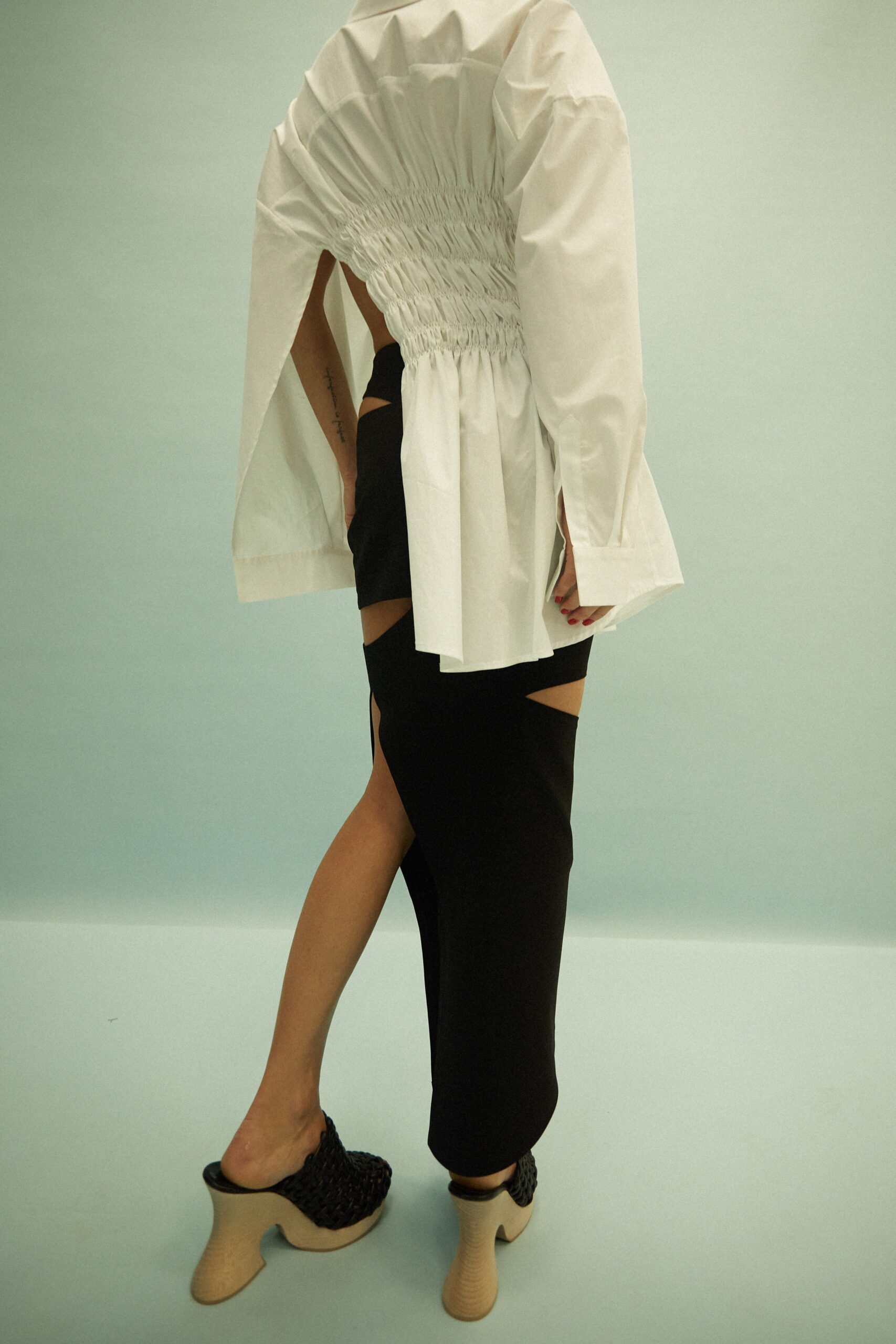 A.W.A.K.E. MODE S/S 22 Look 822