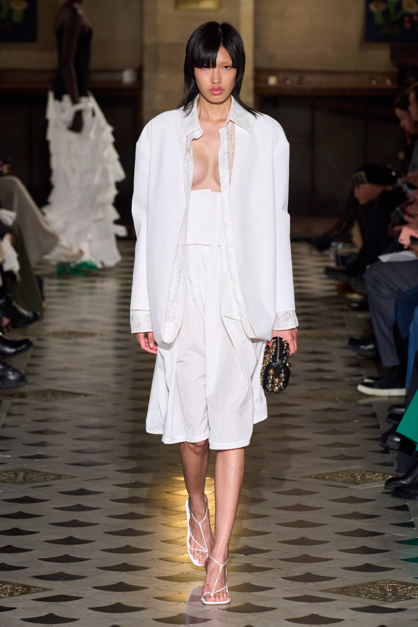 A.W.A.K.E. MODE S/S 23 Look 919