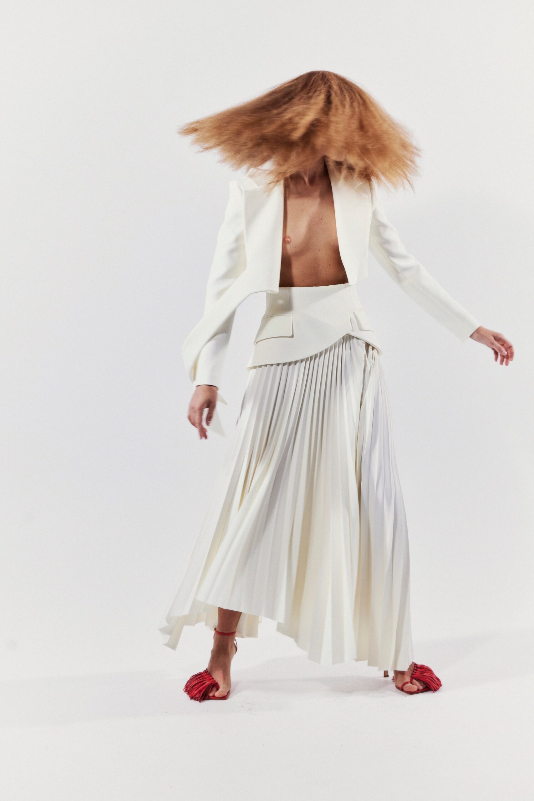 A.W.A.K.E. MODE S/S 24 Look 894