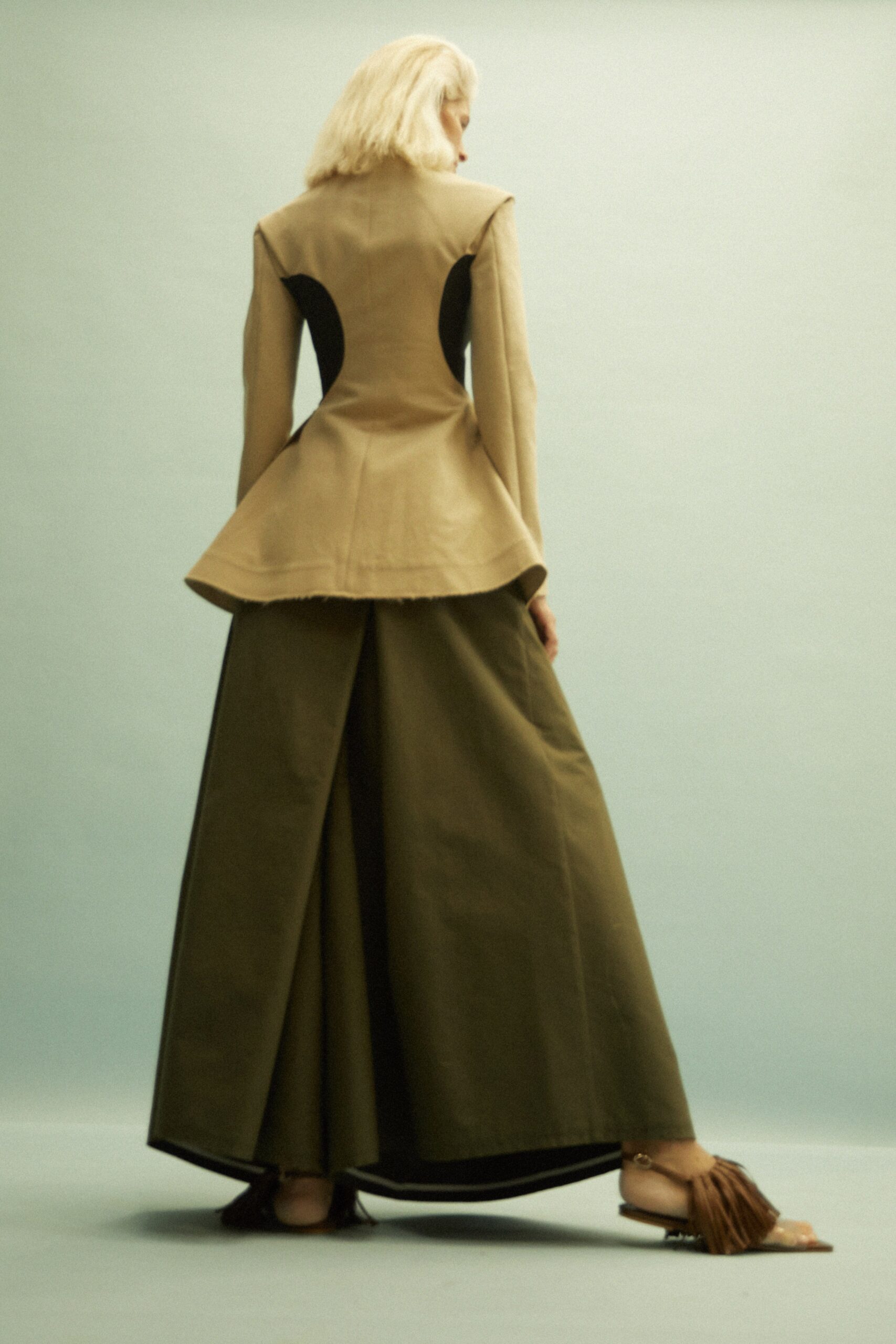 A.W.A.K.E. MODE S/S 22 Look 1077