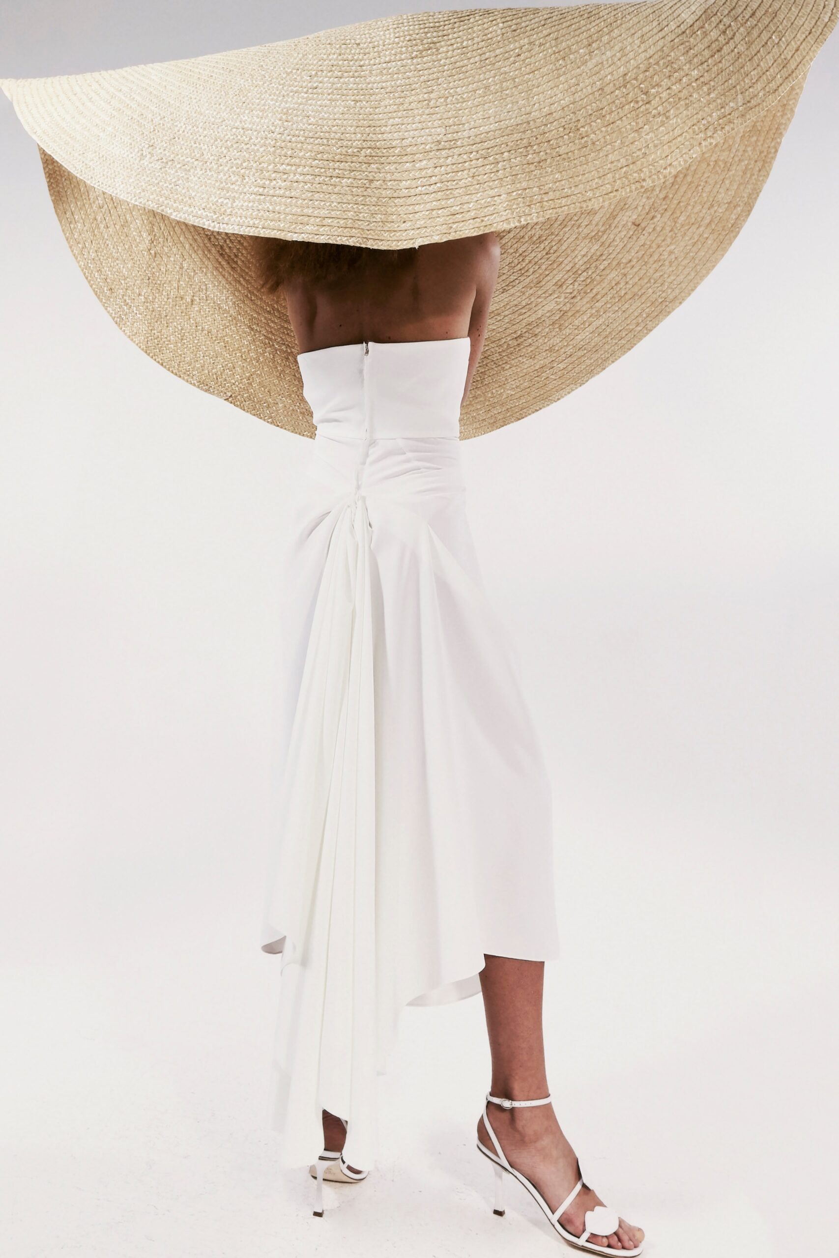 A.W.A.K.E. MODE S/S 24 Look 1042