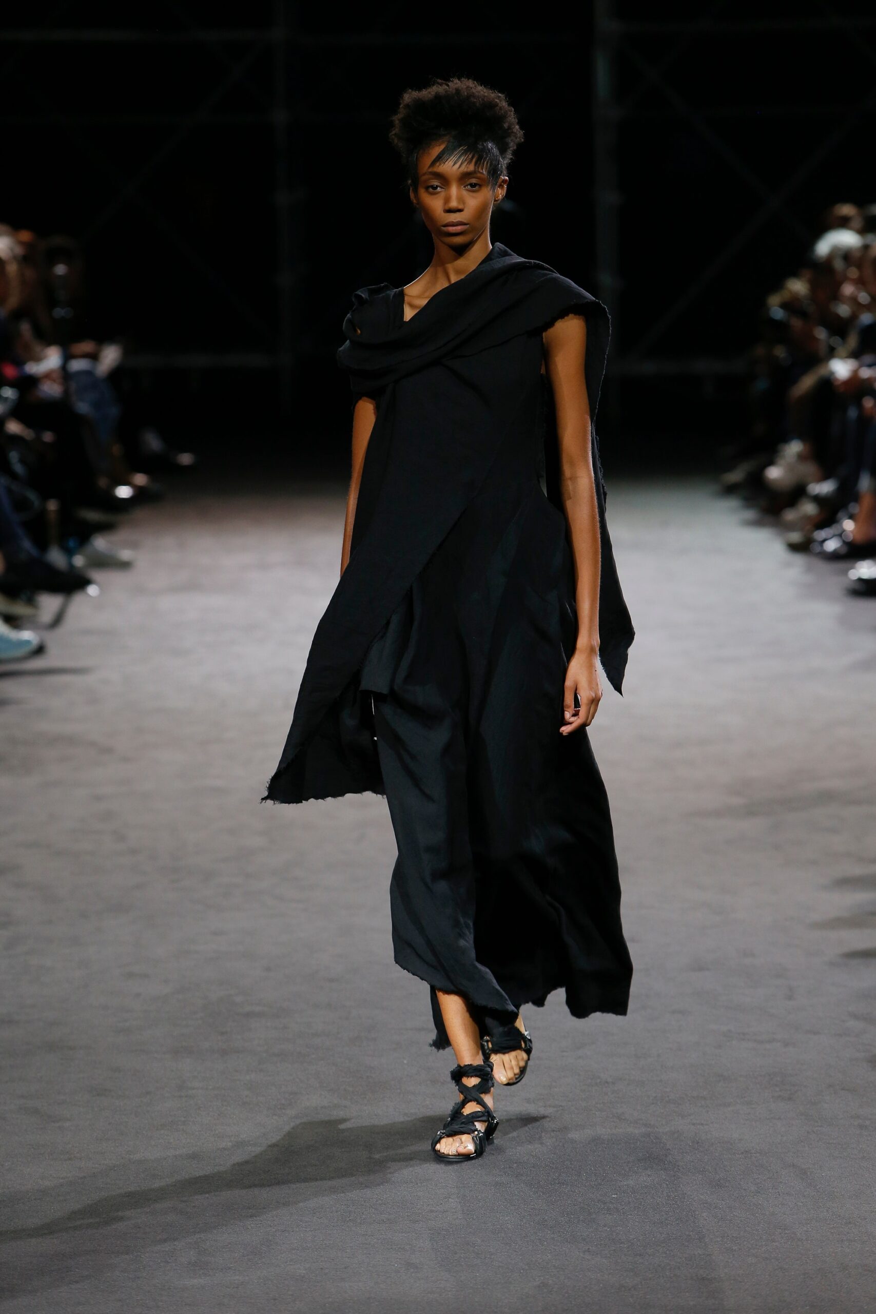 Yohji Yamamoto S/S 19 Look 7