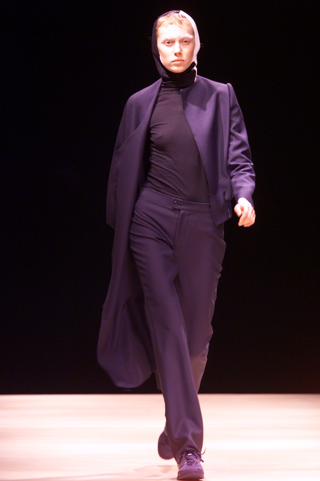 Yohji Yamamoto F/W 01 Look 10