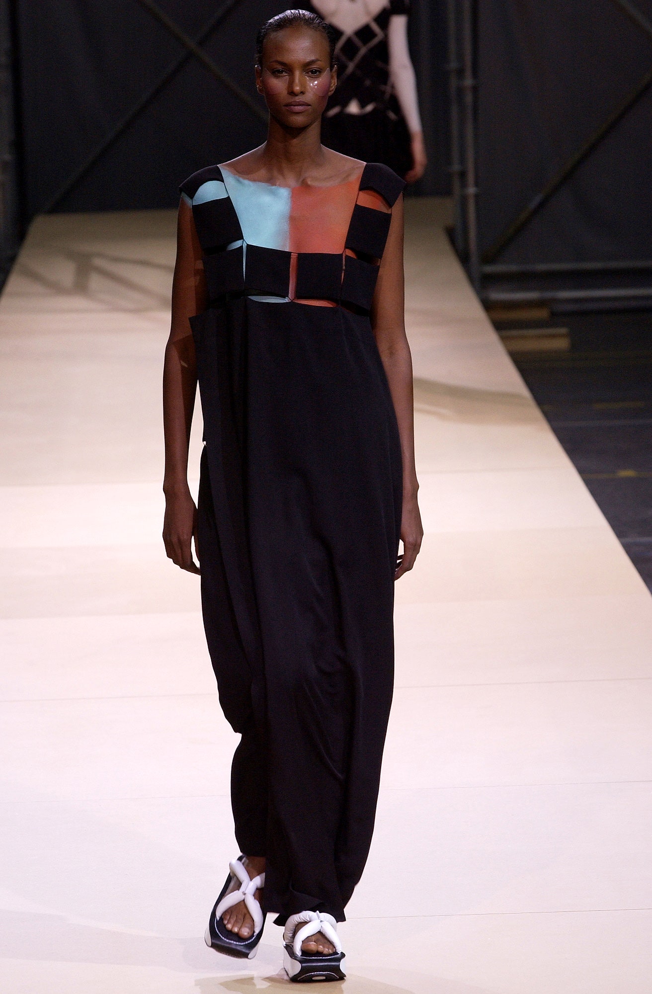 Yohji Yamamoto S/S 04 Look 14
