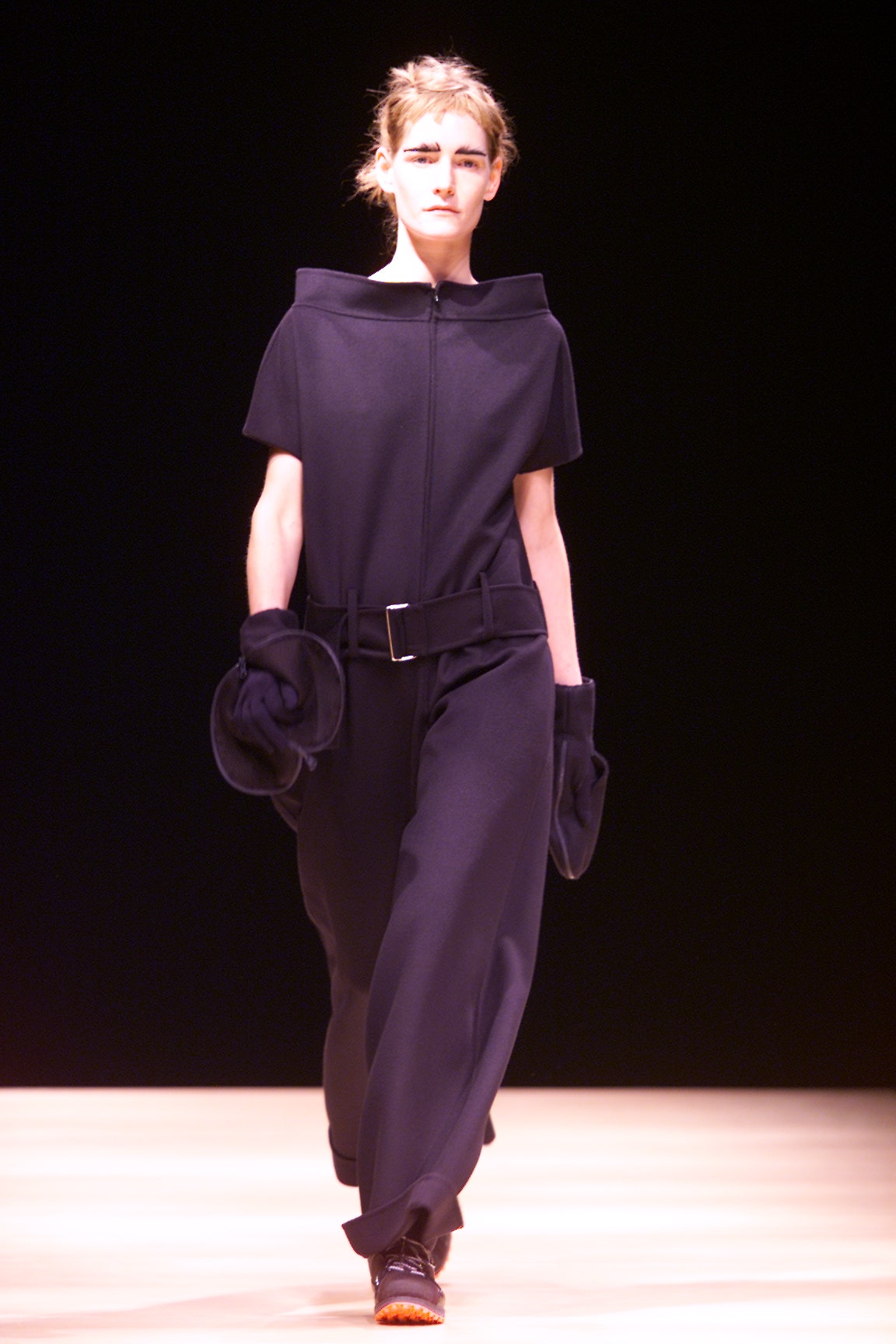 Yohji Yamamoto F/W 01 Look 15