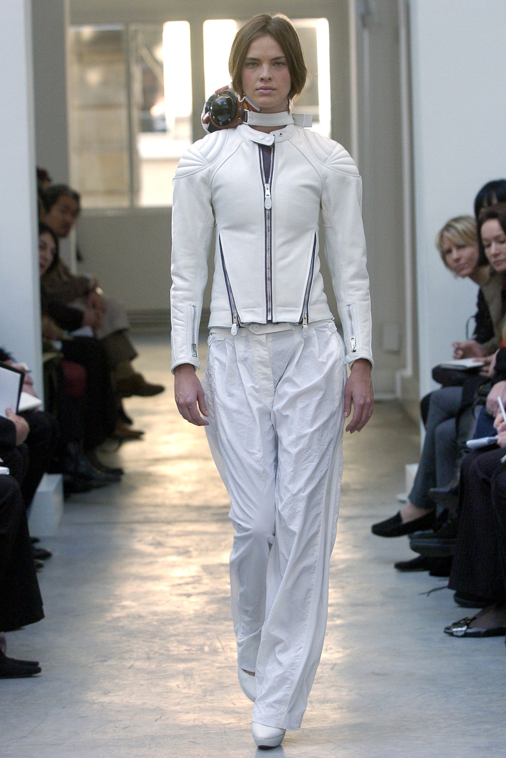 Balenciaga F/W 04 Look 123