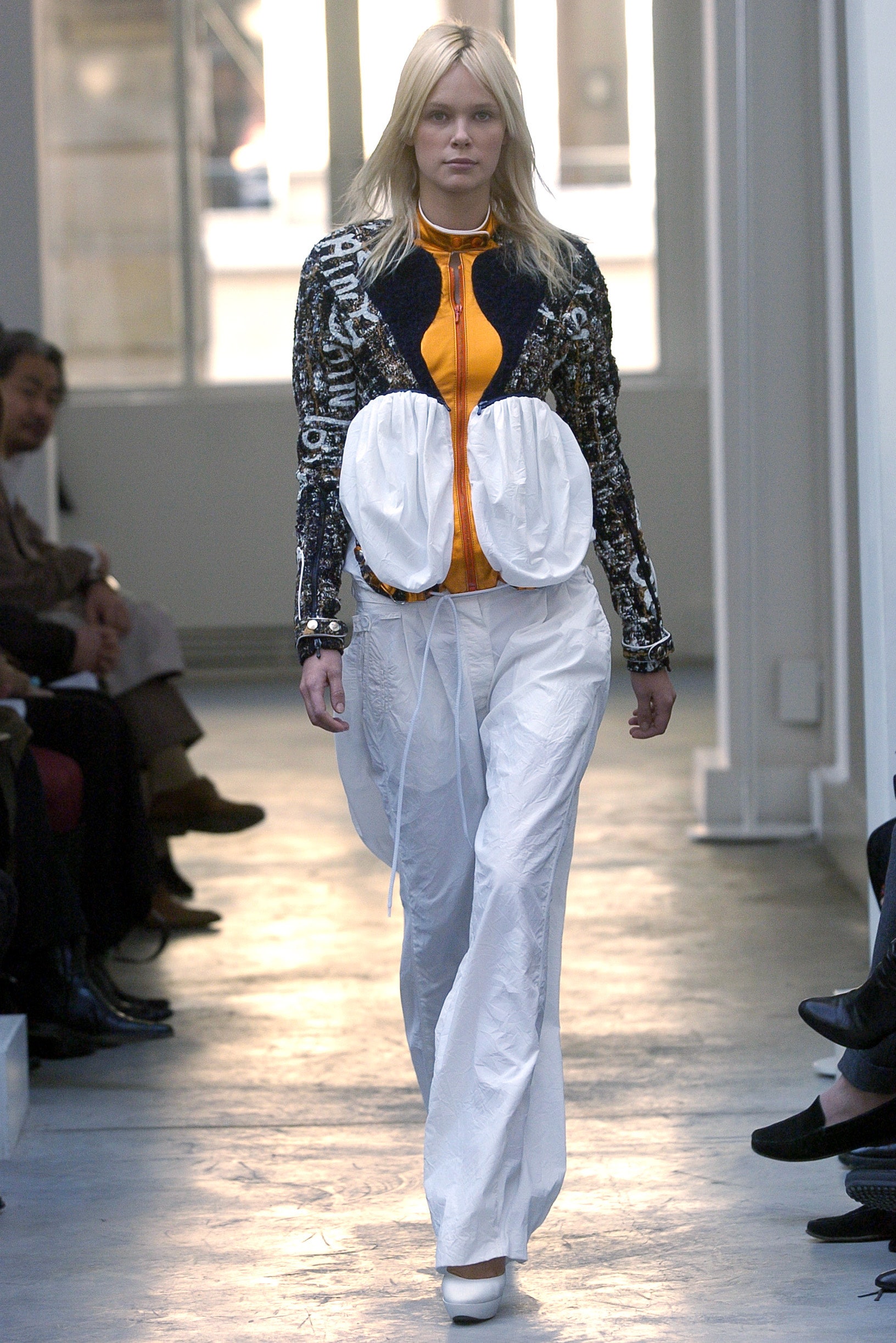 Balenciaga F/W 04 Look 129