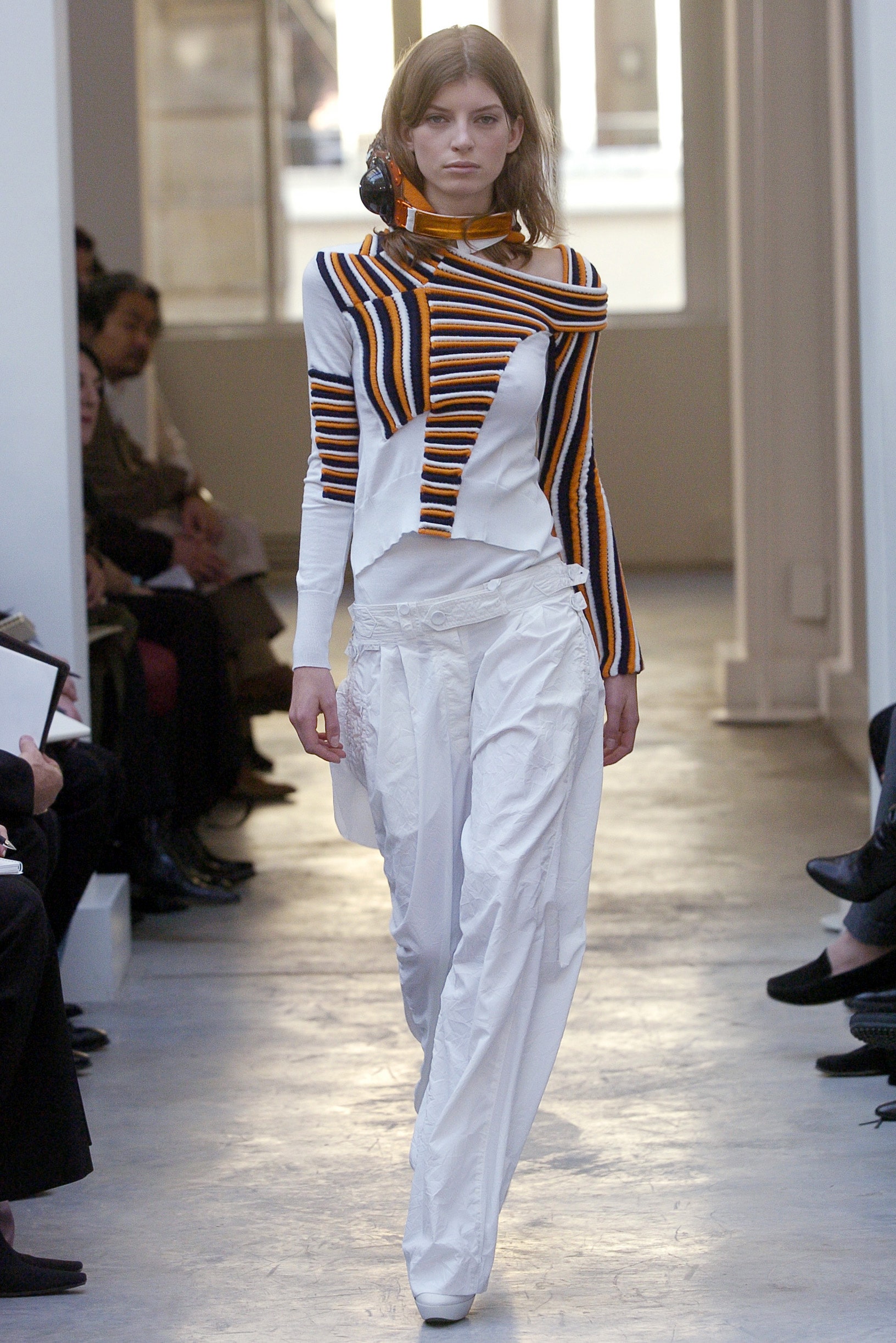 Balenciaga F/W 04 Look 141
