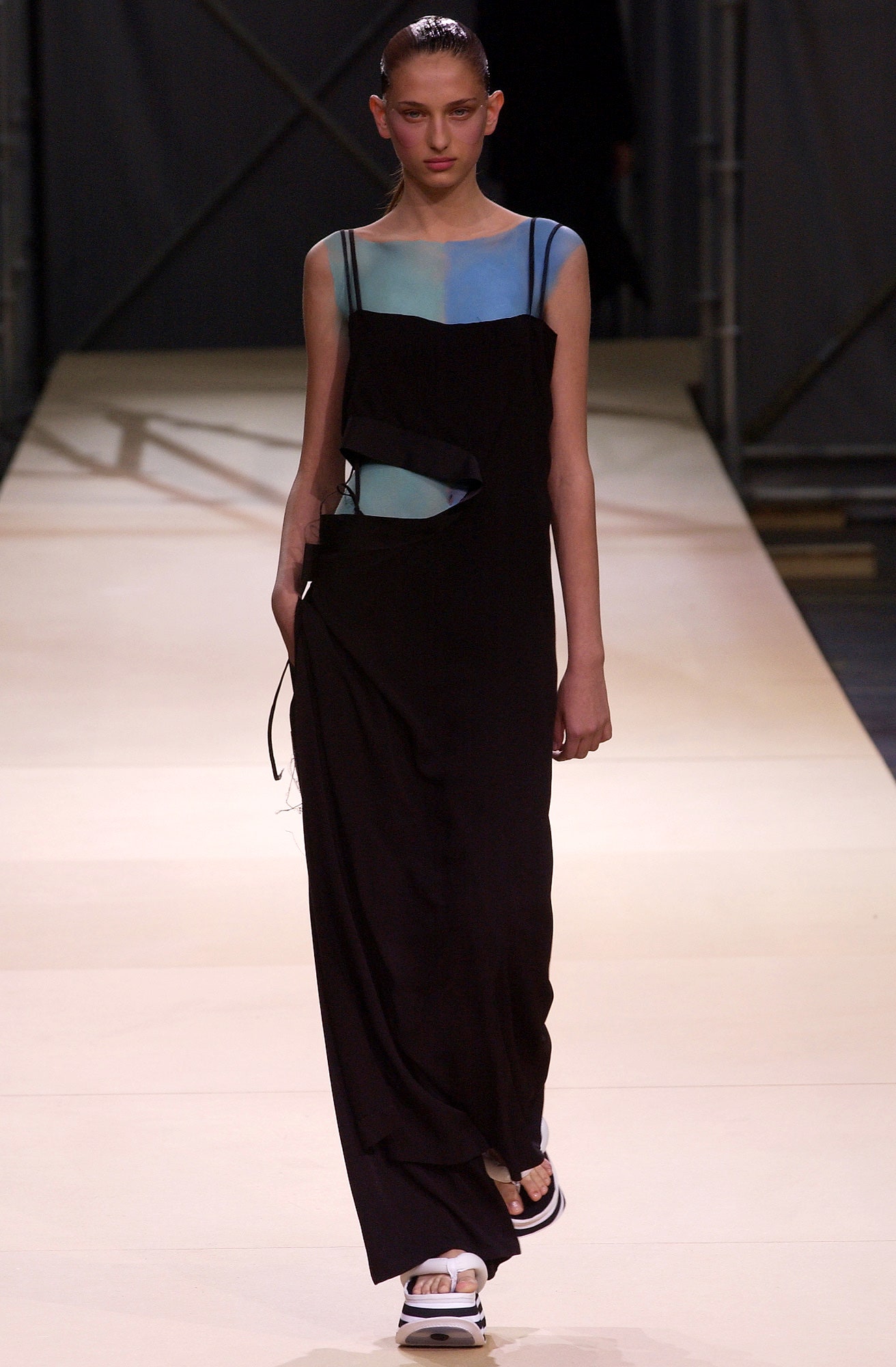 Yohji Yamamoto S/S 04 Look 31