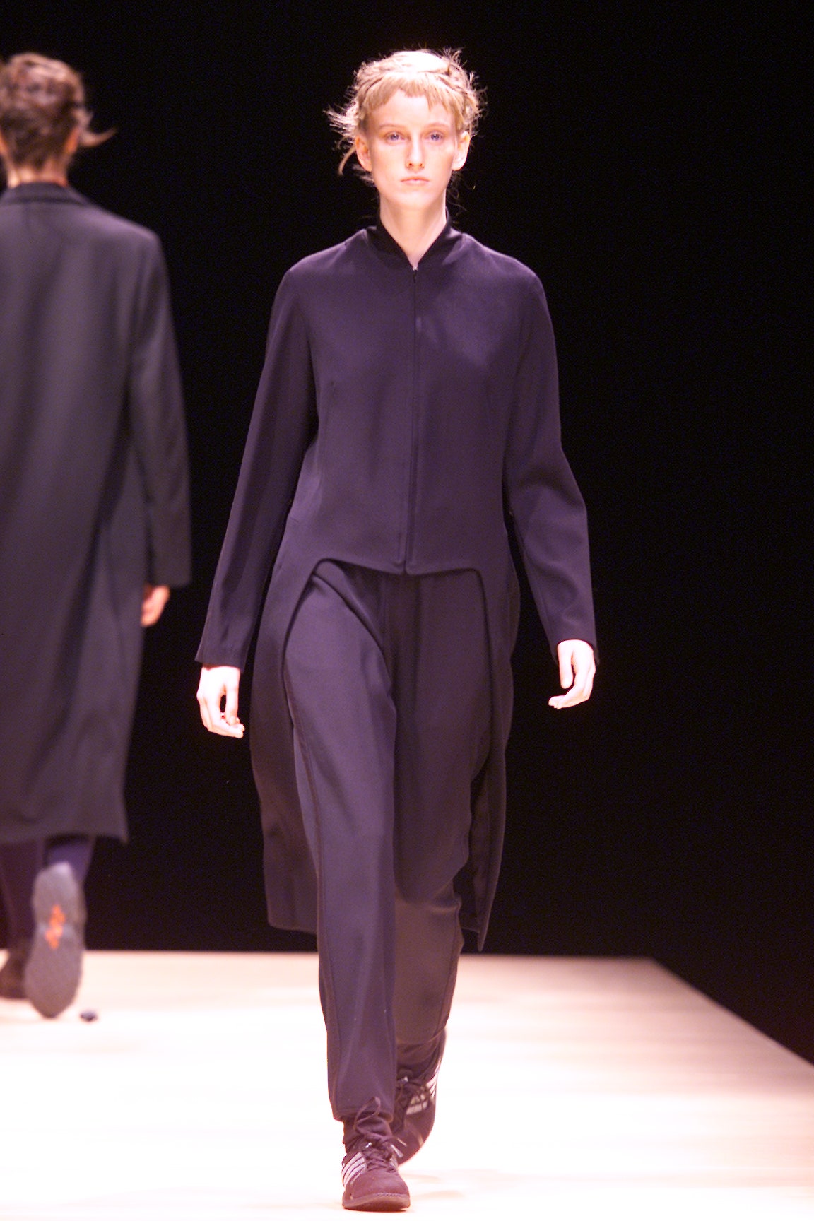 Yohji Yamamoto F/W 01 Look 34