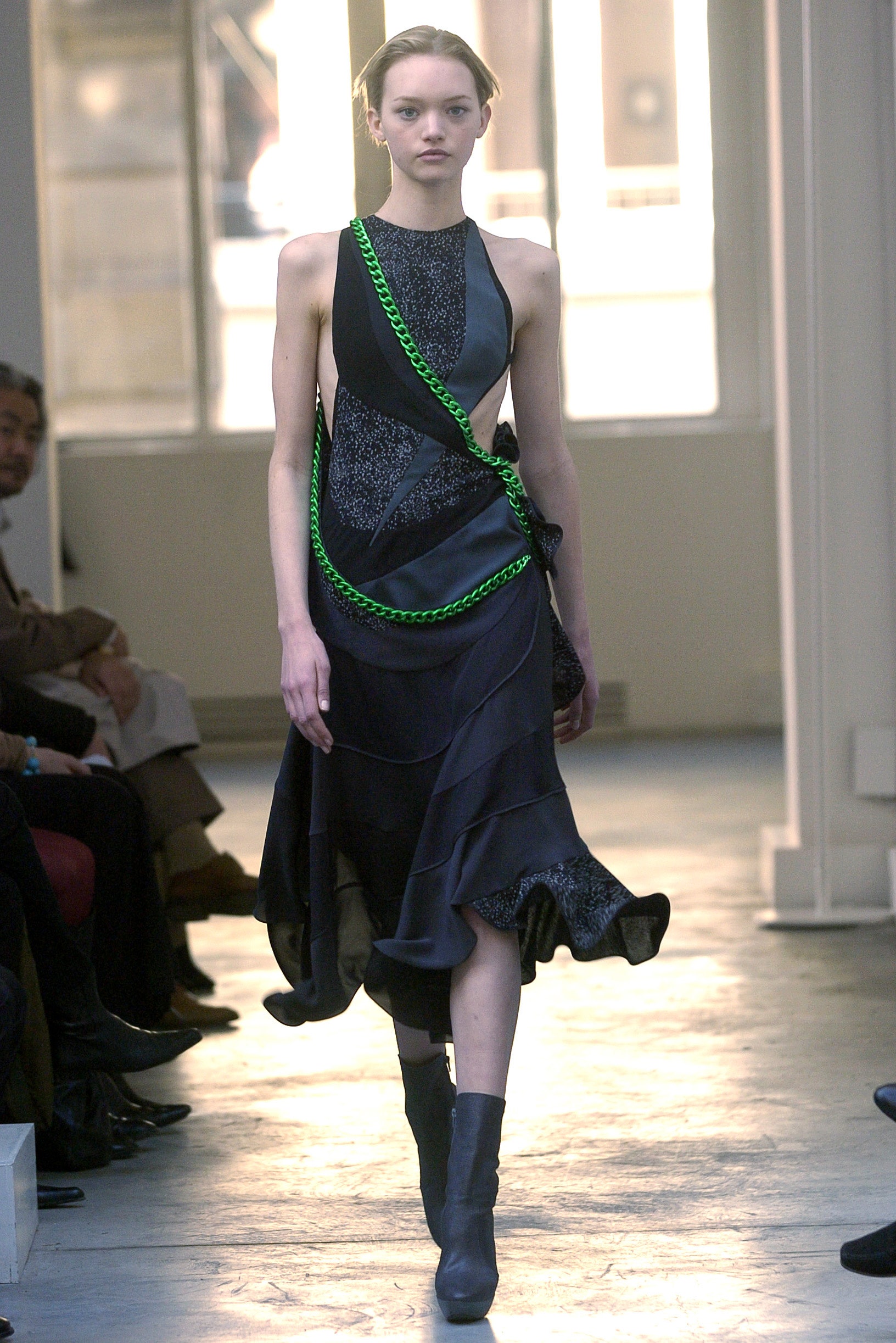 Balenciaga F/W 04 Look 270