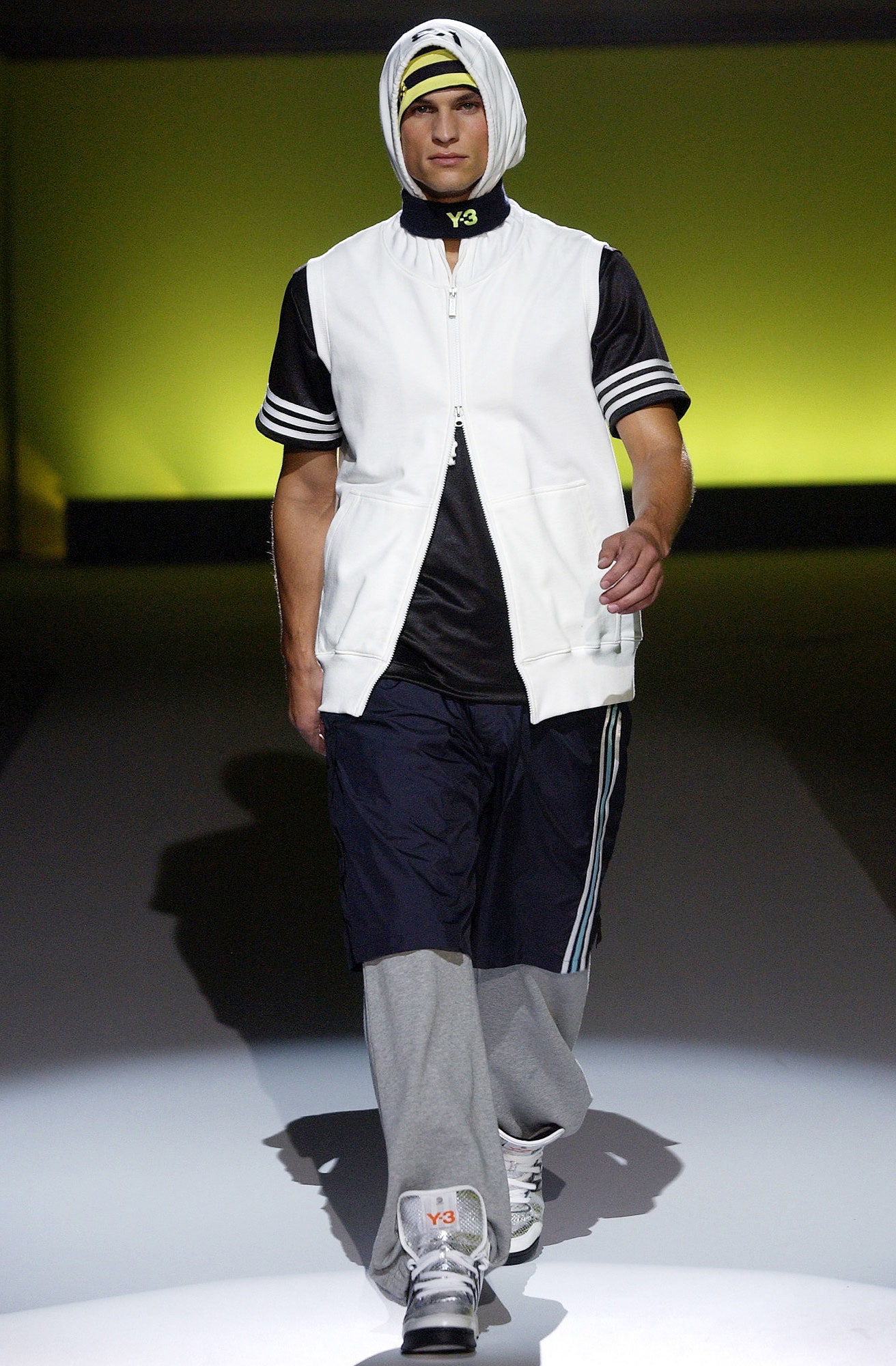 Y-3 S/S 04 Look 35