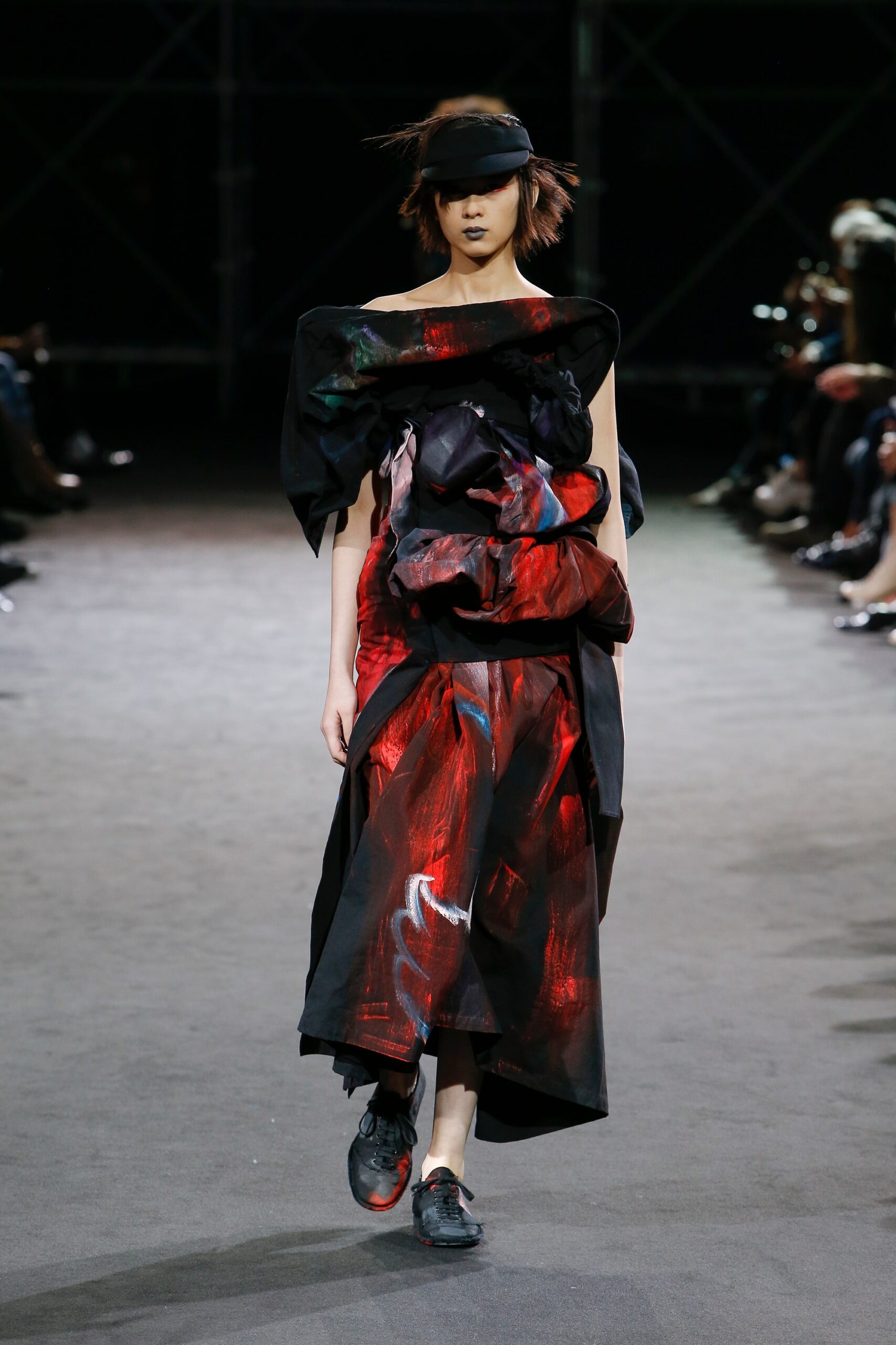 Yohji Yamamoto S/S 19 Look 37