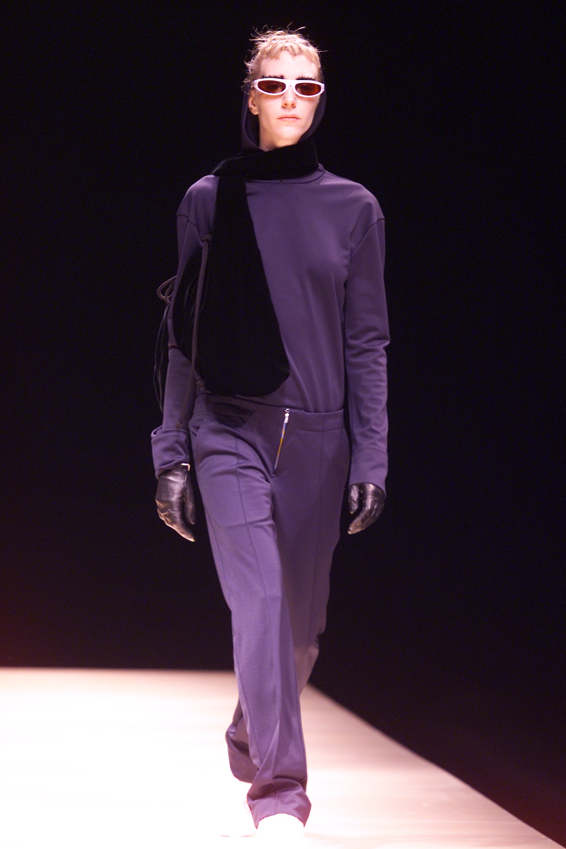 Yohji Yamamoto F/W 01 Look 42