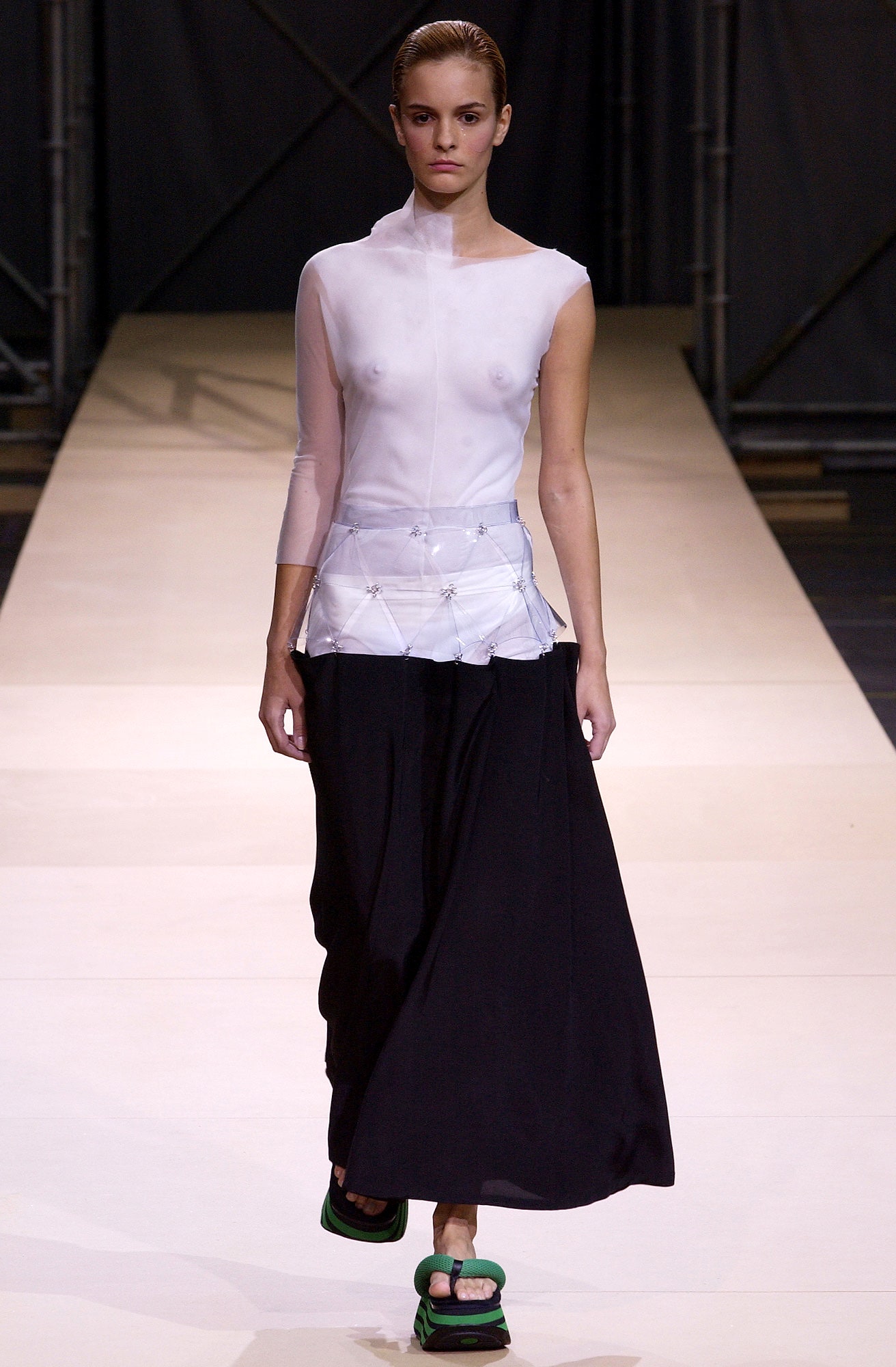 Yohji Yamamoto S/S 04 Look 43