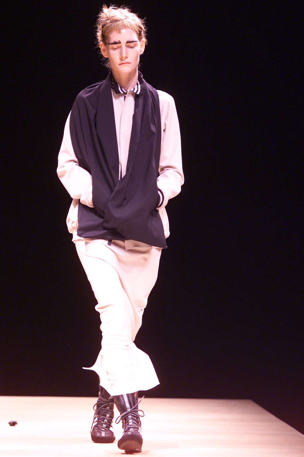 Yohji Yamamoto F/W 01 Look 44