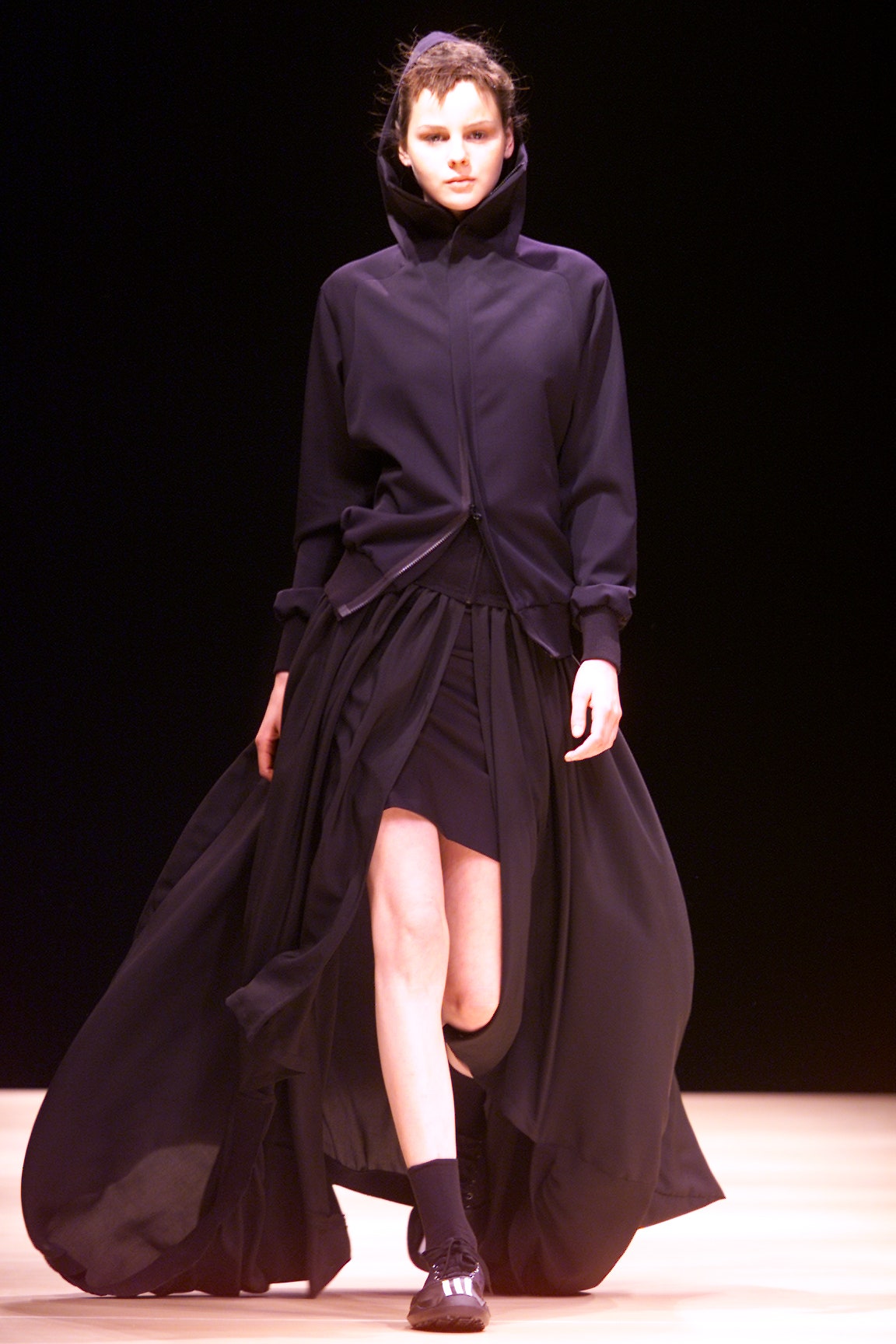 Yohji Yamamoto F/W 01 Look 49