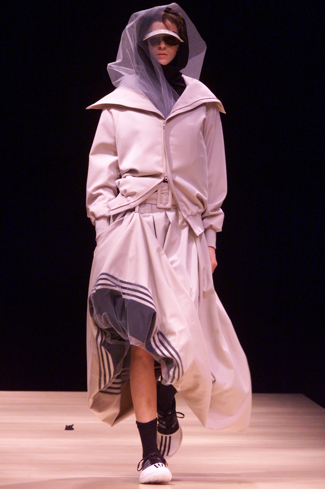 Yohji Yamamoto F/W 01 Look 54