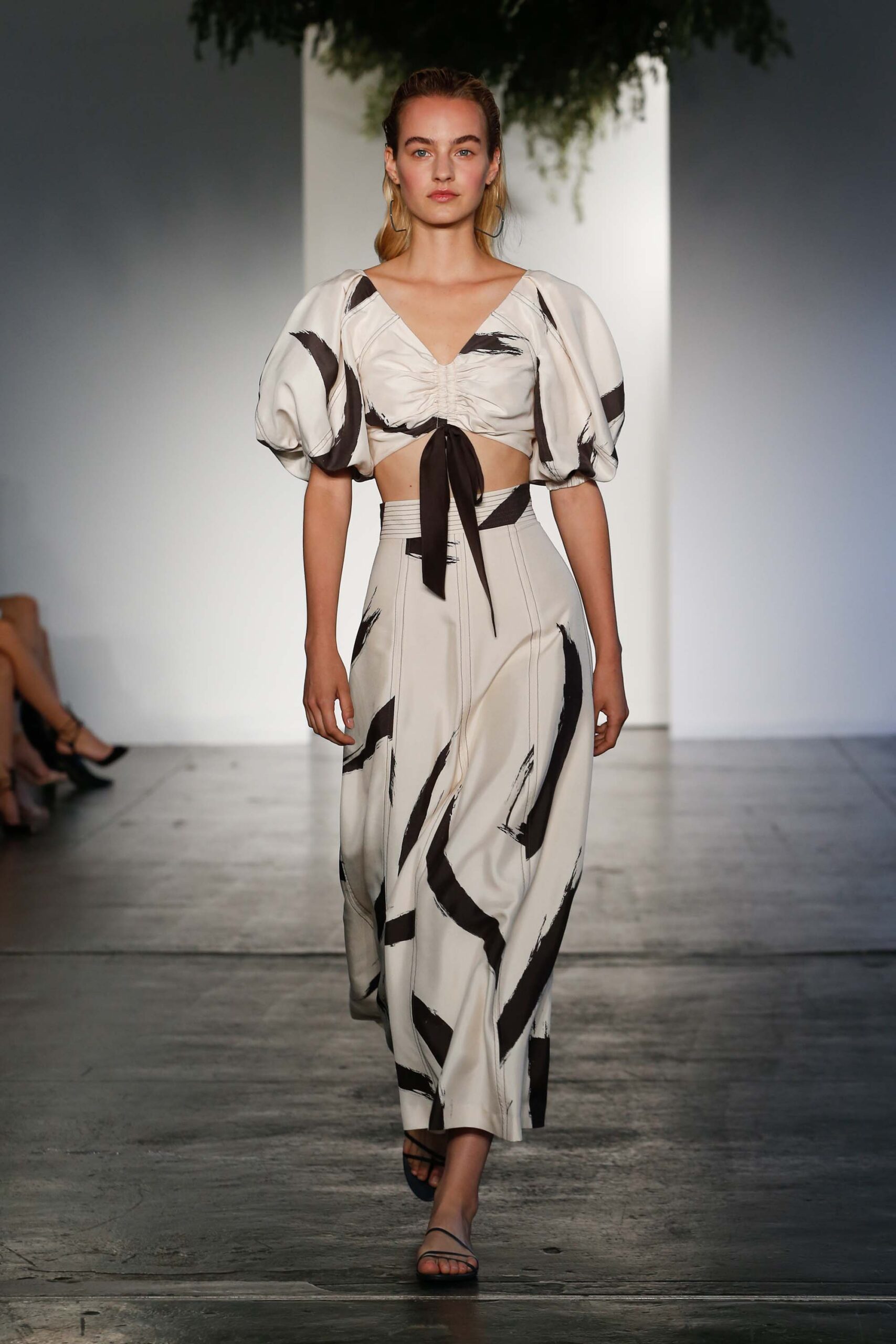 Zimmermann Resort 18 Look 2
