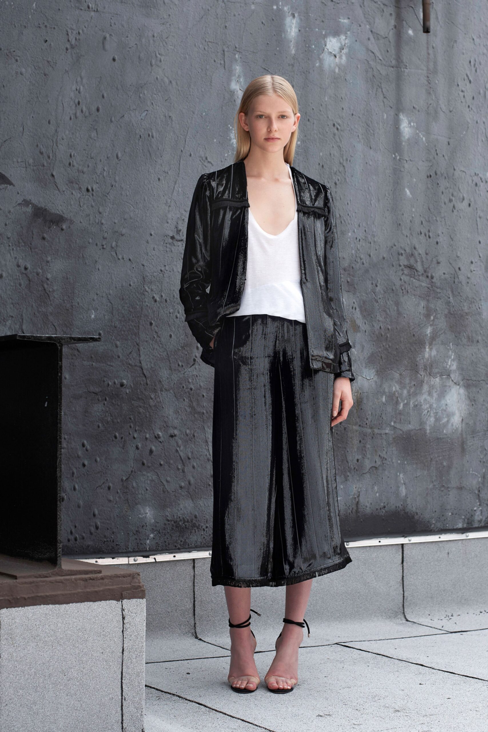 Yigal Azrouël Resort 18 Look 3