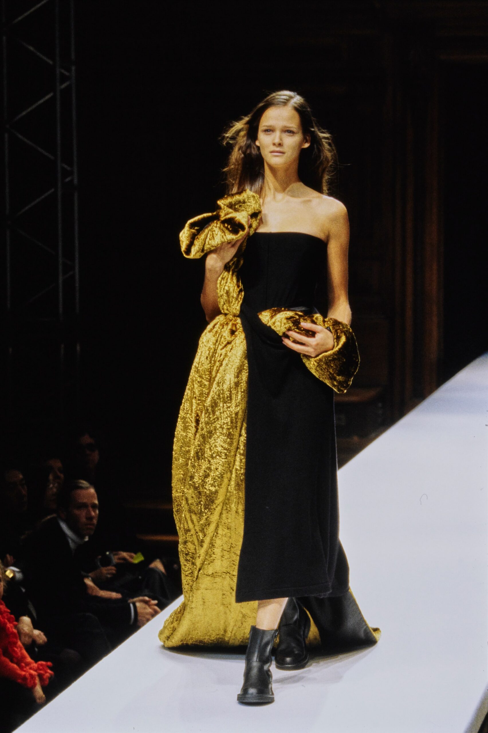 Yohji Yamamoto F/W 98 Look 53