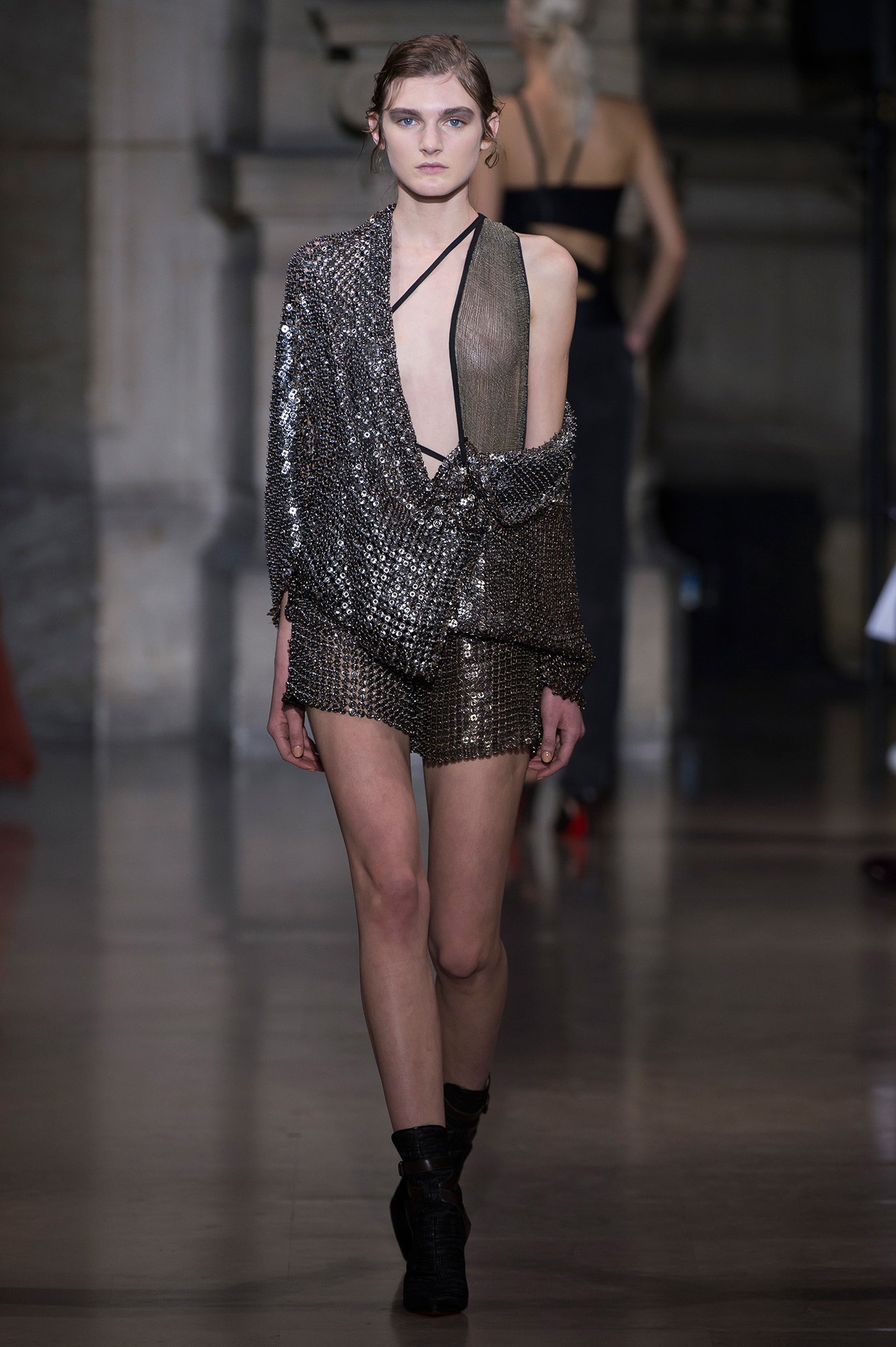 Yiqing Yin S/S 16 Couture Look 5