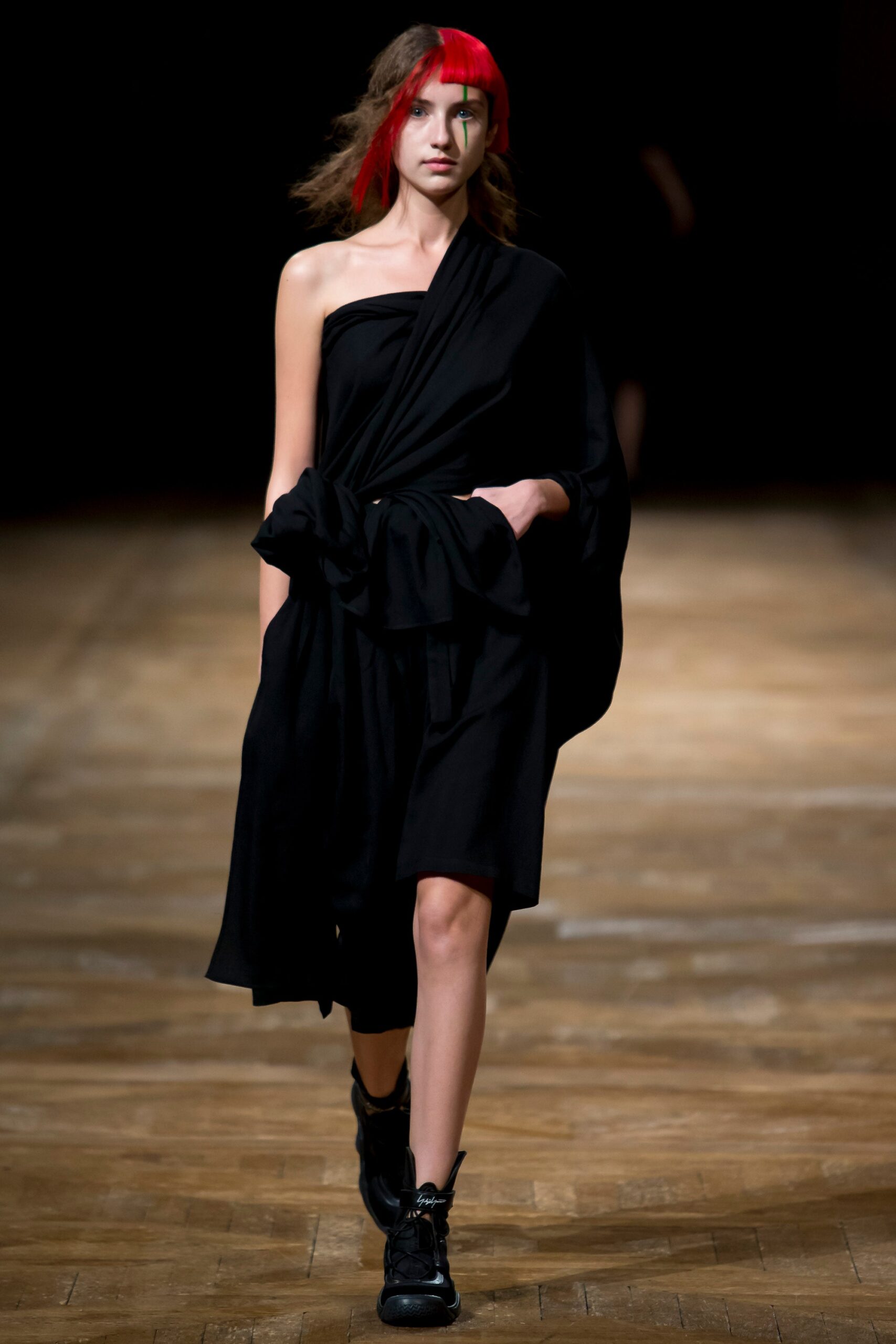Yohji Yamamoto S/S 16 Look 7