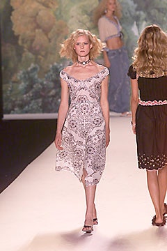 Anna Sui S/S 00 Look 154