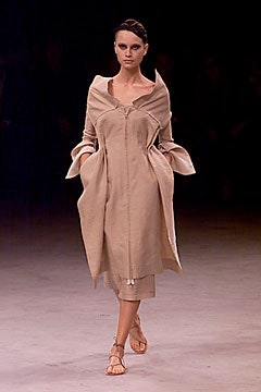 Yohji Yamamoto S/S 00 Look 11