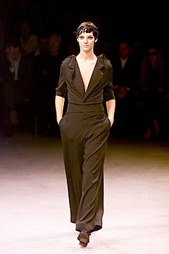 Yohji Yamamoto S/S 00 Look 17
