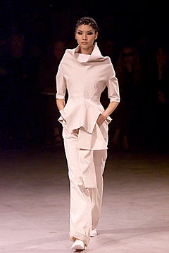 Yohji Yamamoto S/S 00 Look 22