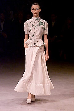Yohji Yamamoto S/S 00 Look 26
